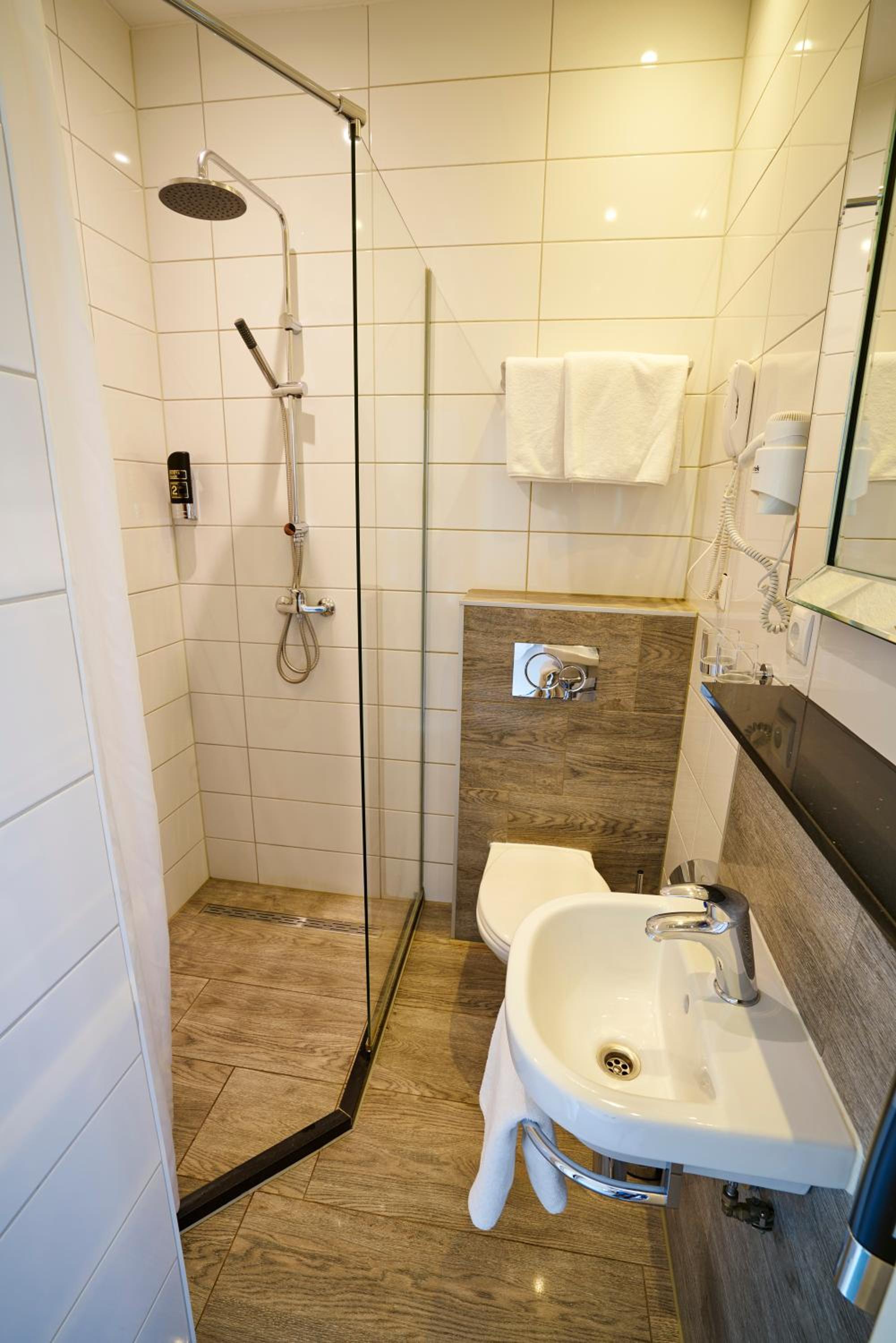 Triple Room with Private Bathroom