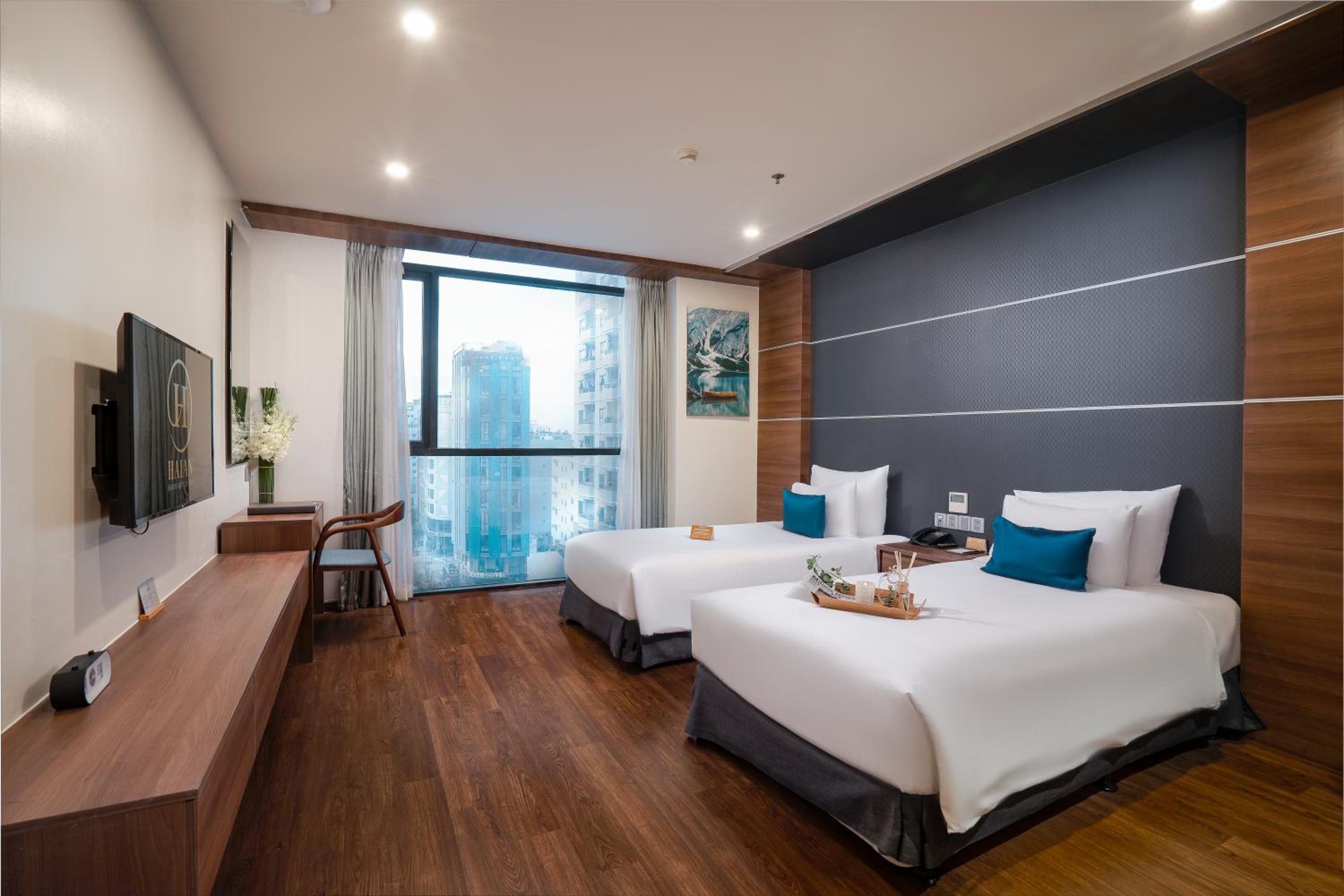 Superior Twin Room with City View - Afternoon Tea Included 