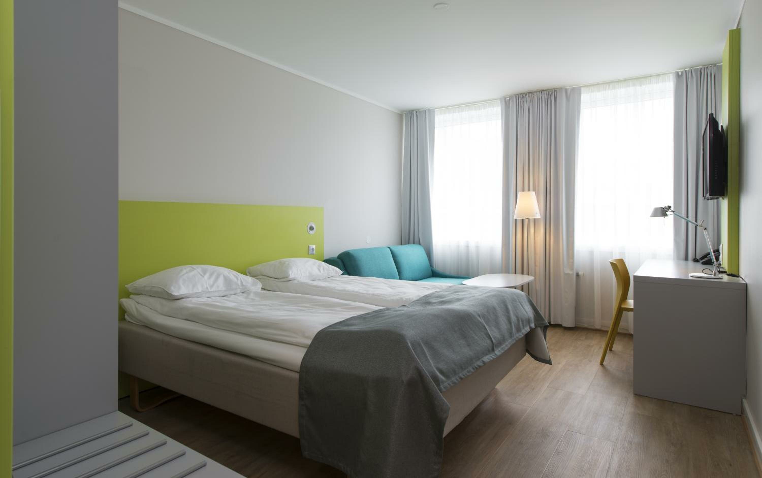 Family Room, double bed or 2 single beds, extrabeds in sofa or wallbed