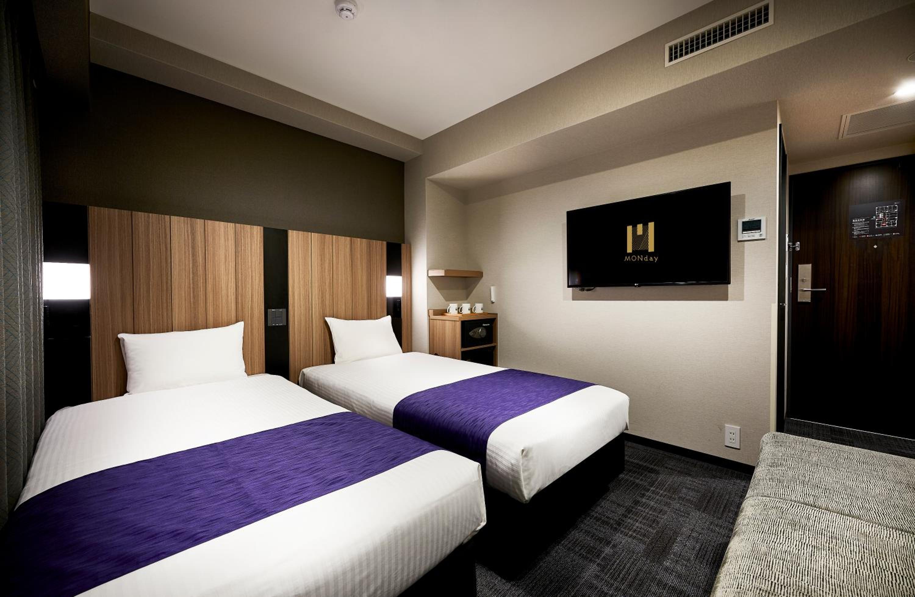 Standard Twin Room with Sofa Bed