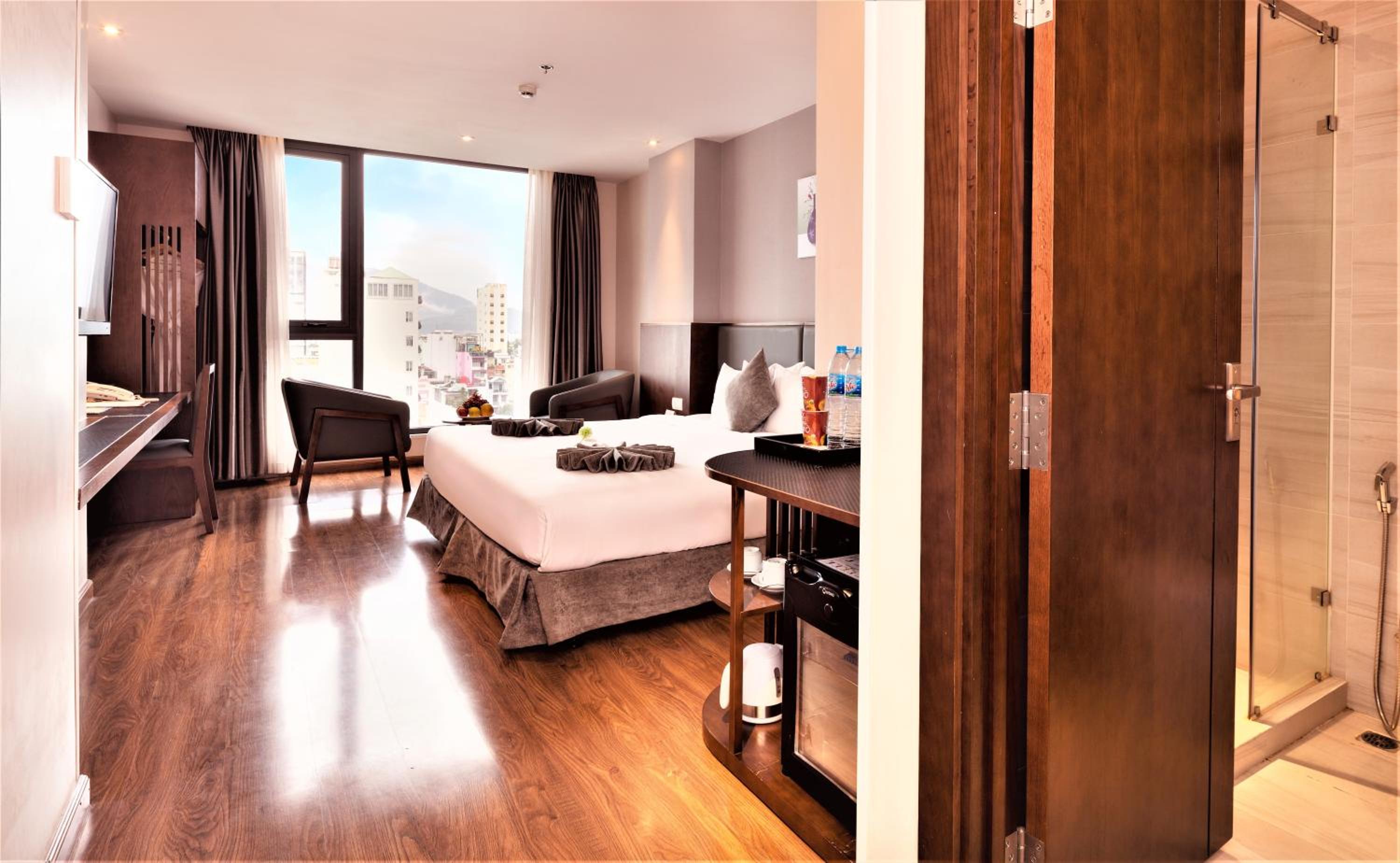 Superior Double or Twin Room with City View
