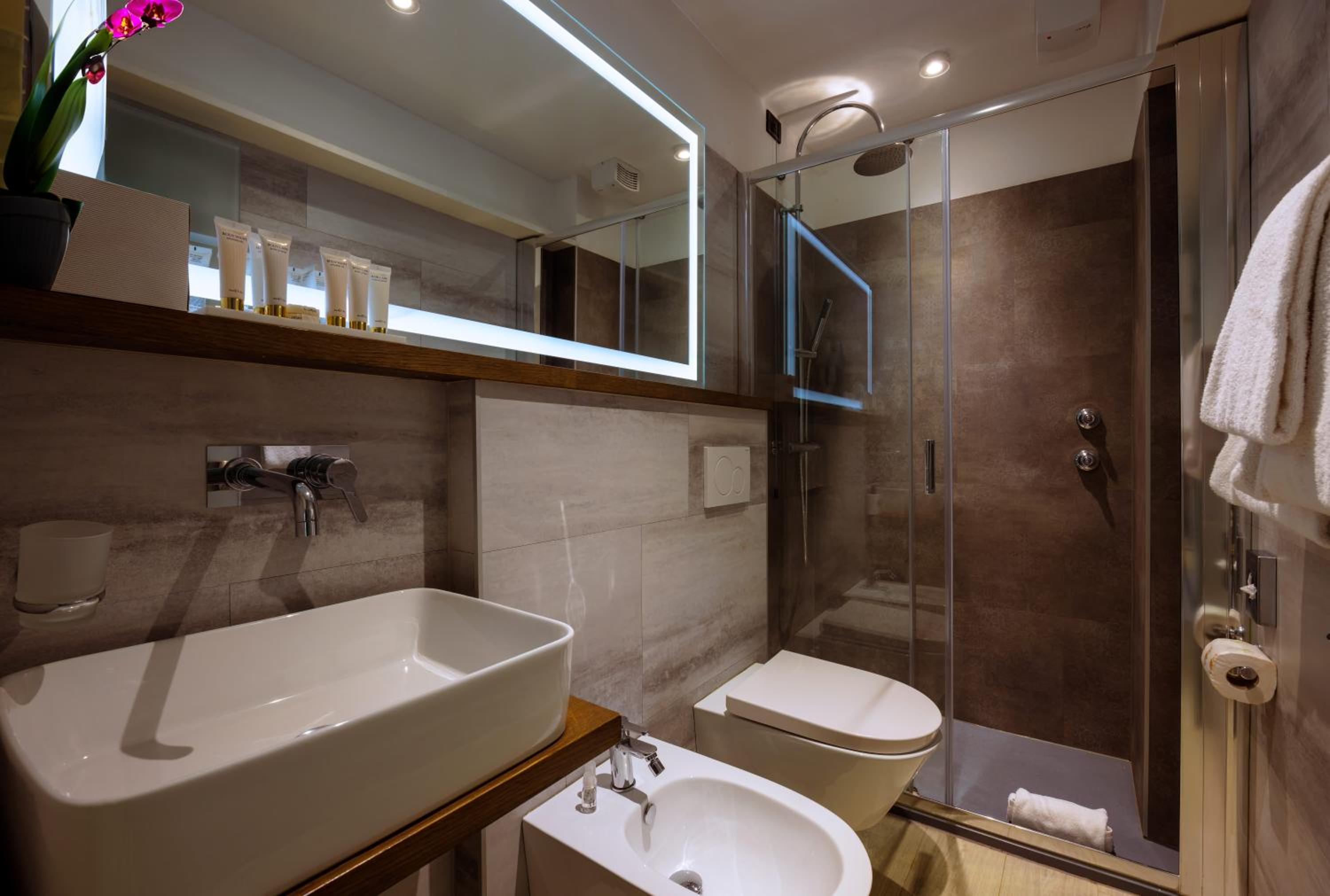 Junior Suite with Balcony