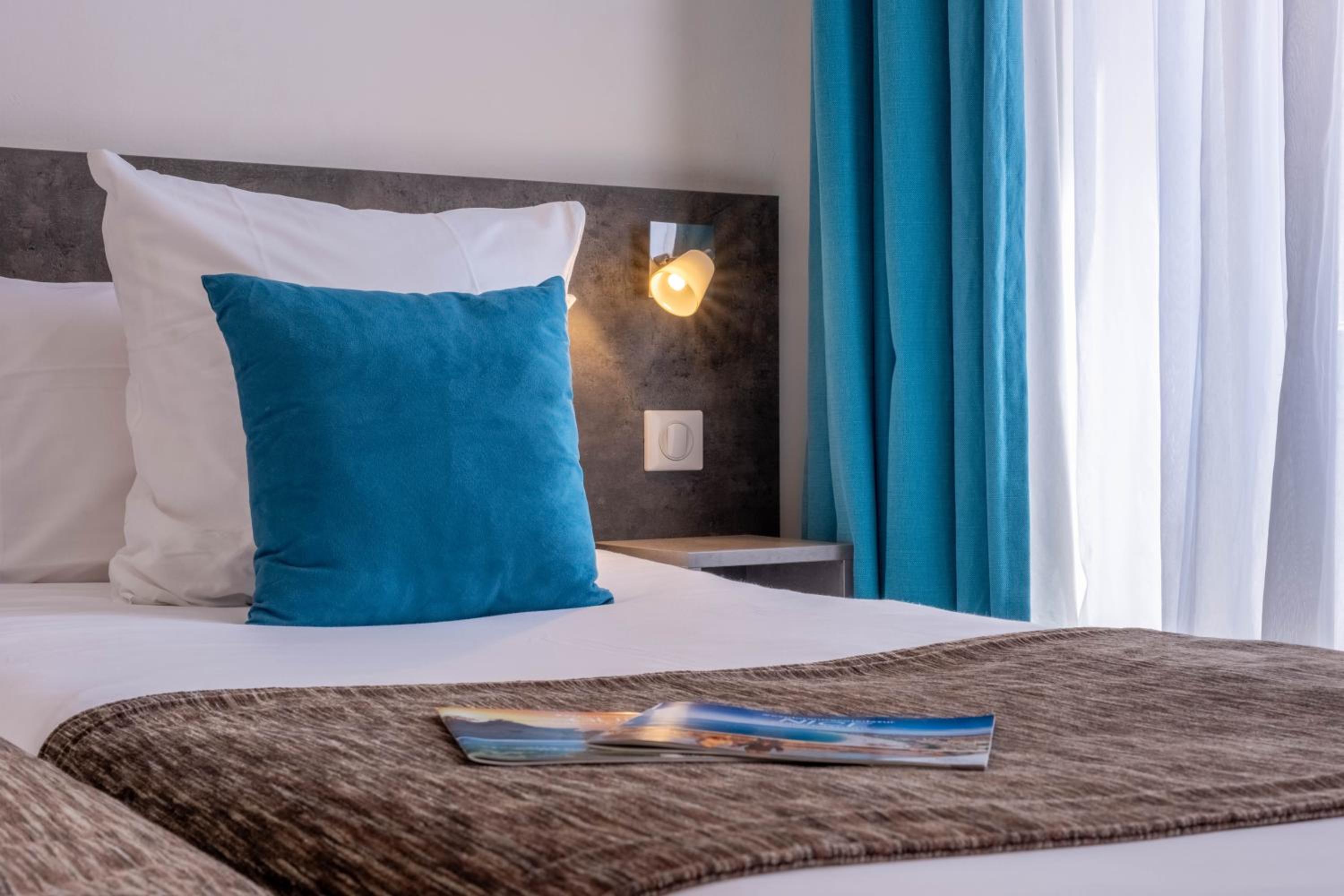 Superior Double or Twin Room - Patio View