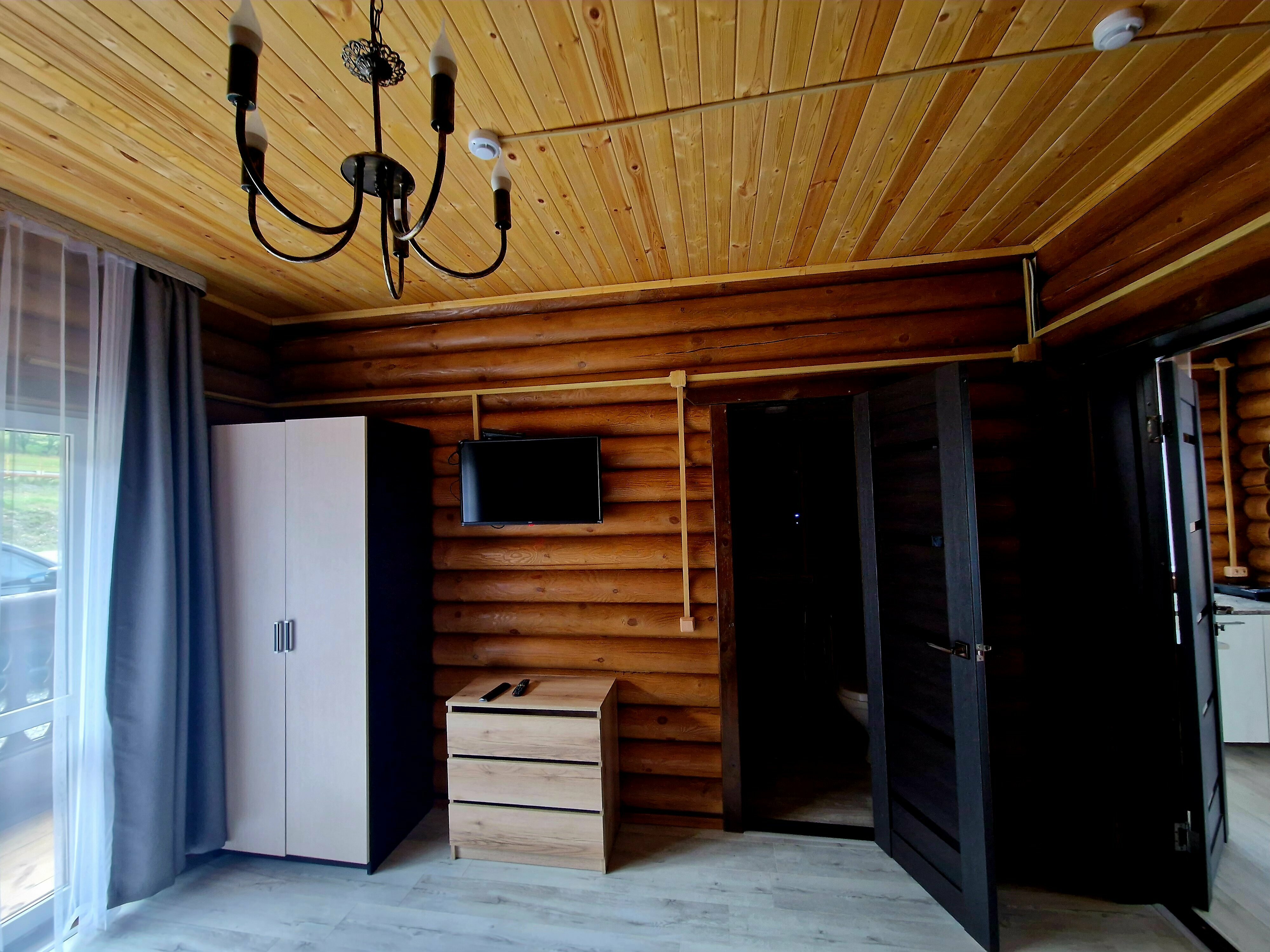 Улучшенный трехместный номер