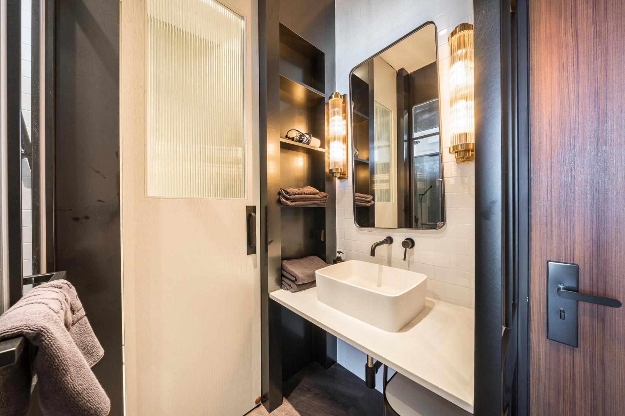 Deluxe Double Room- More than 7 nights, 2 times of room cleaning service per week