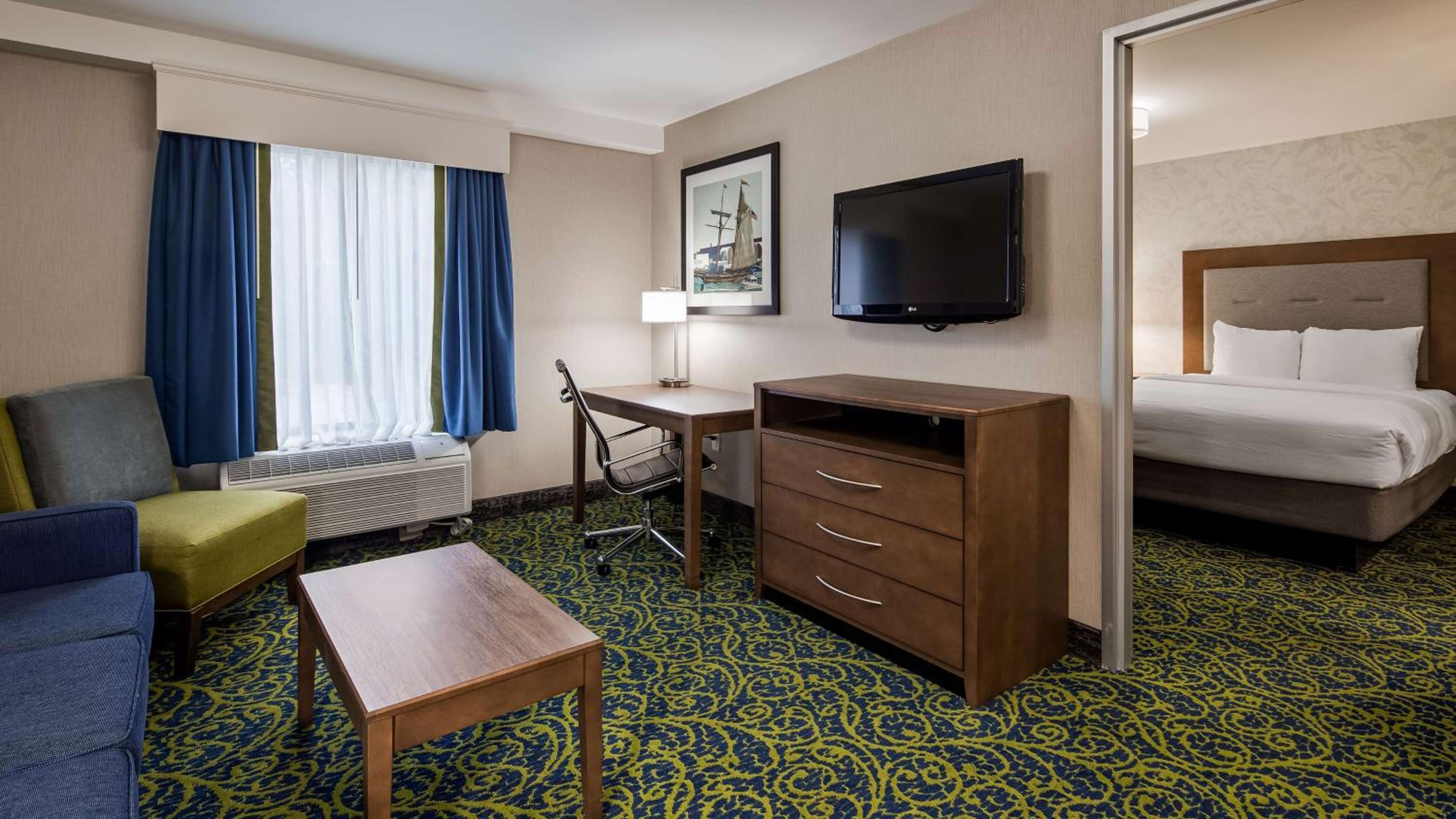 King Suite with Full Kitchen