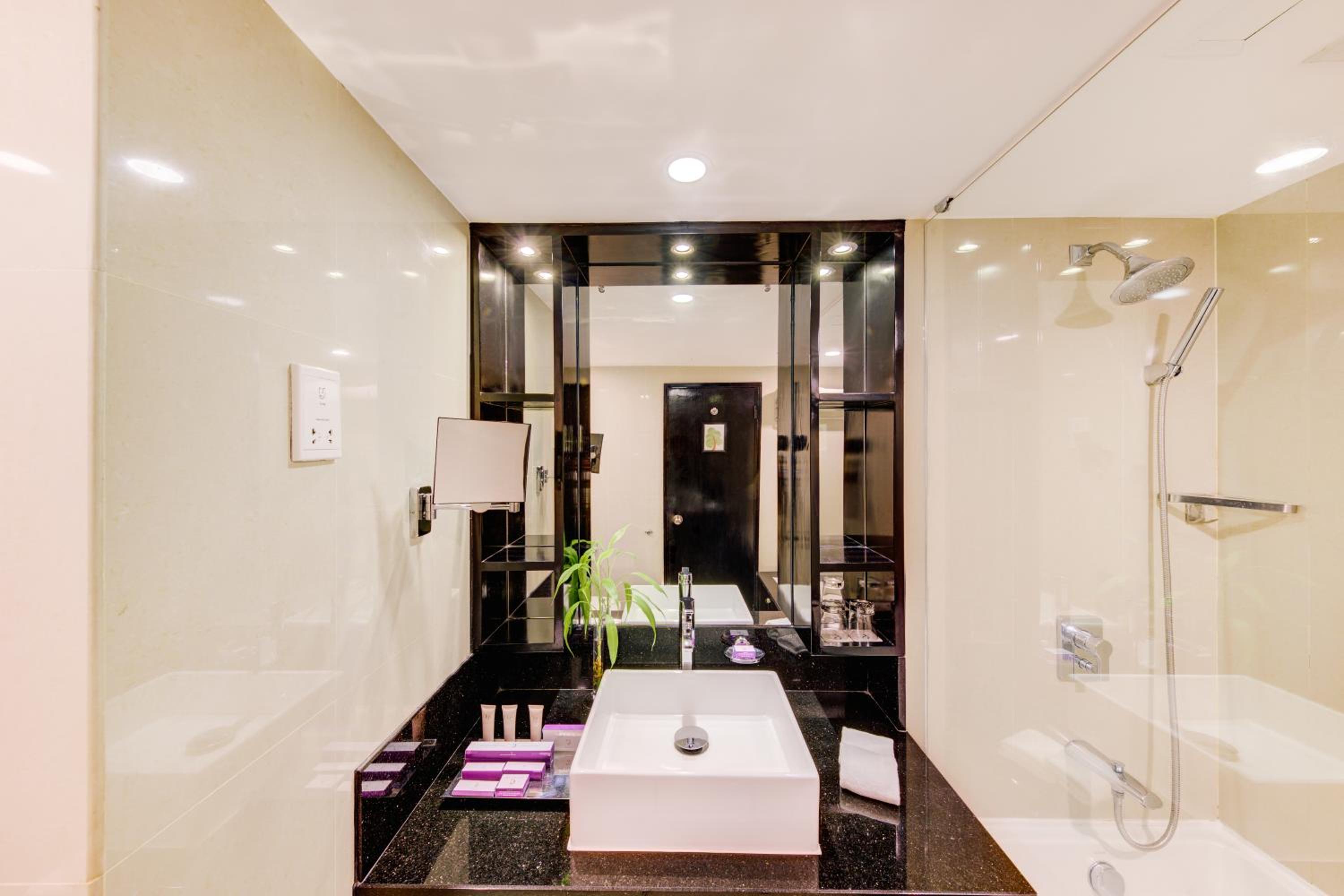 Executive Room with Lounge Access