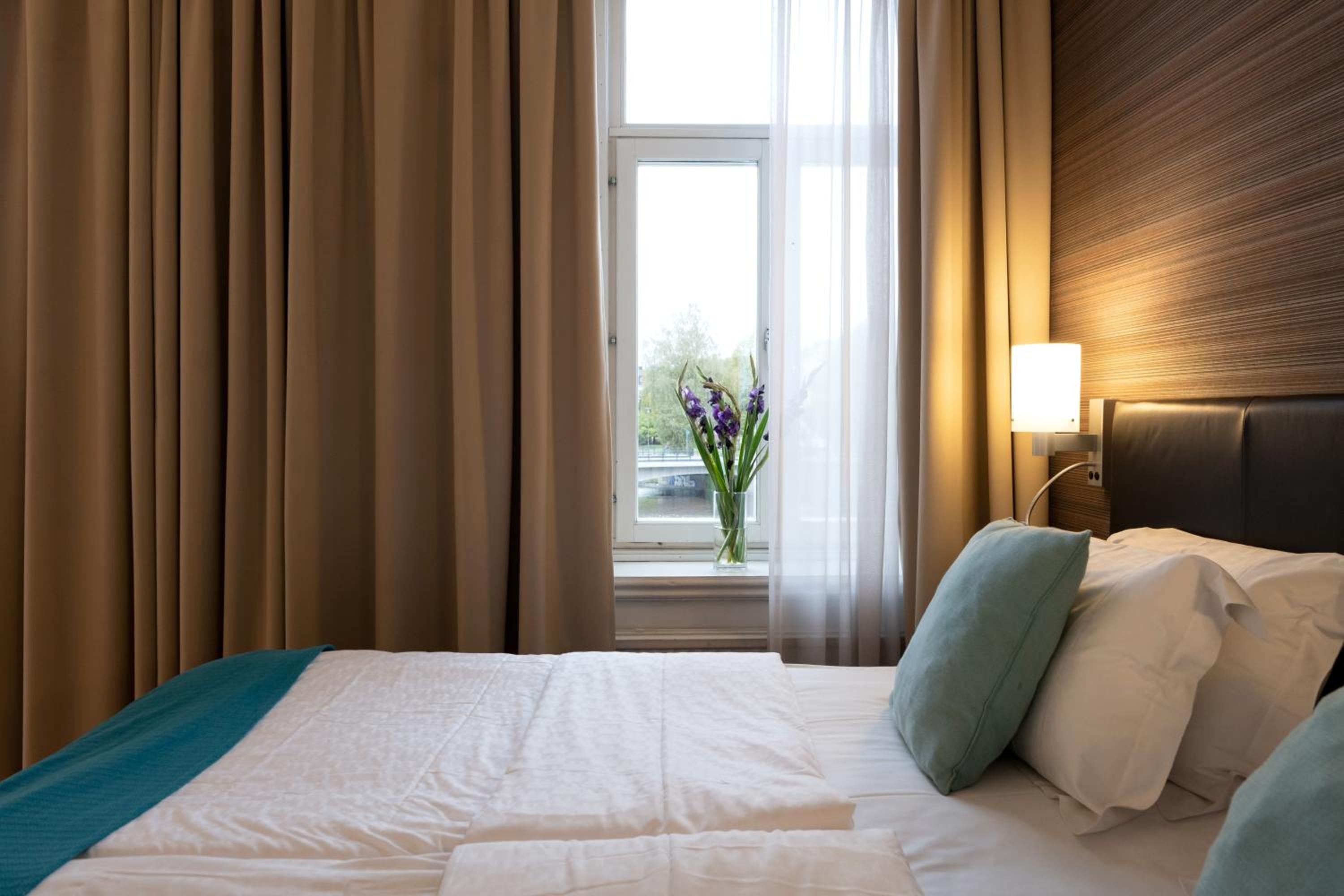 Double Room with Lake View