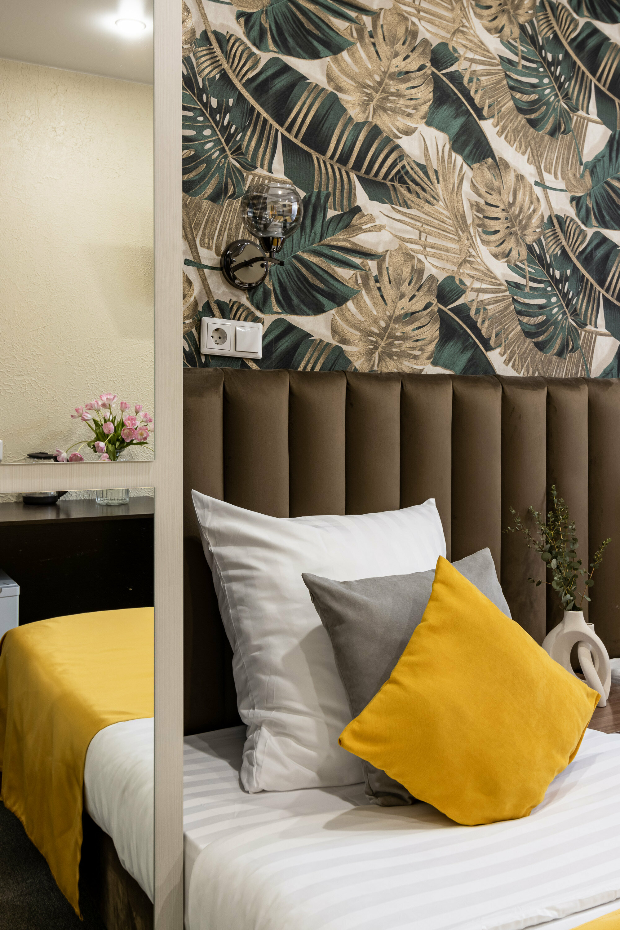 Улучшенный номер с 1 или 2 кроватями