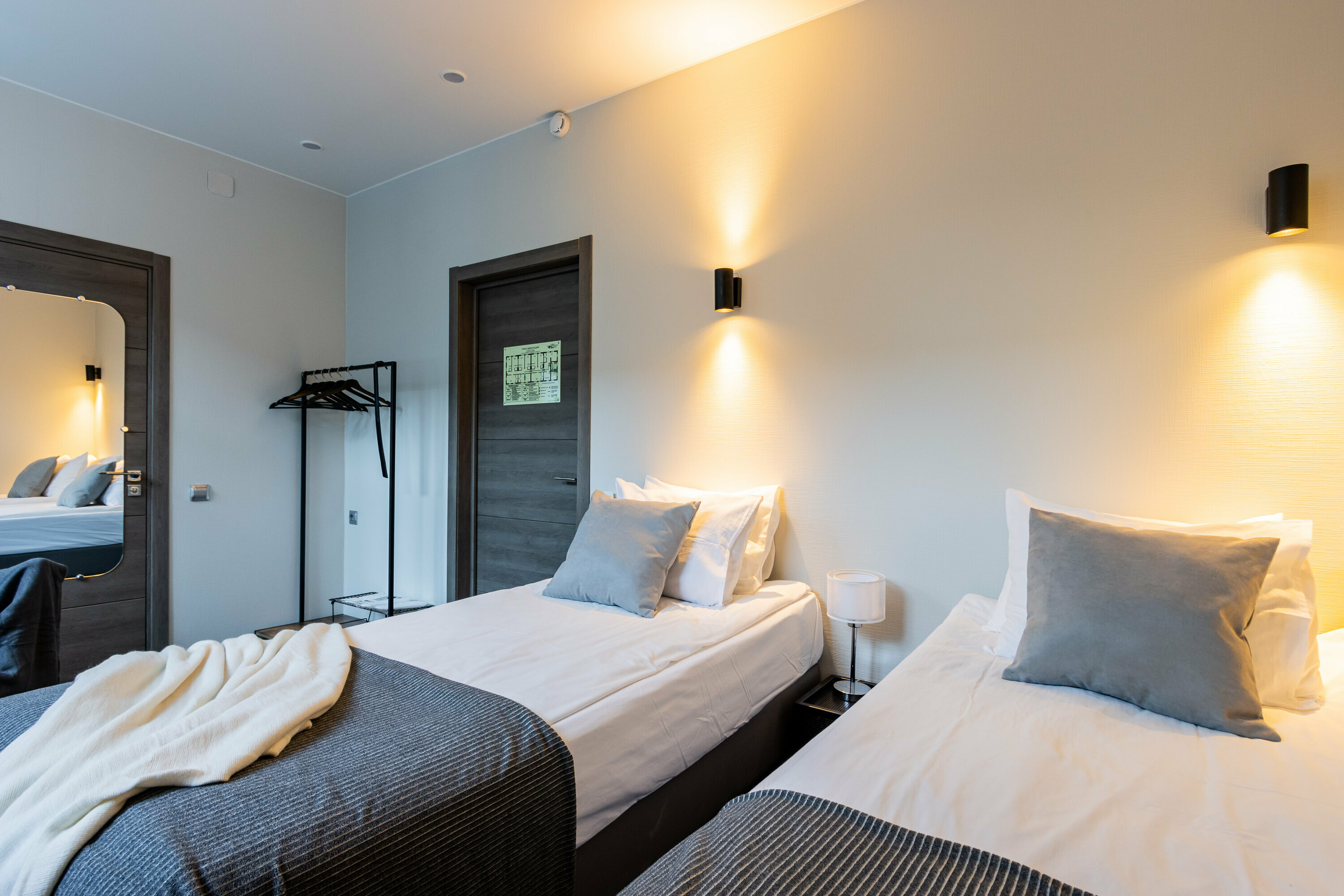 Улучшенный номер с кроватью размера «king-size» или 2 отдельными кроватями