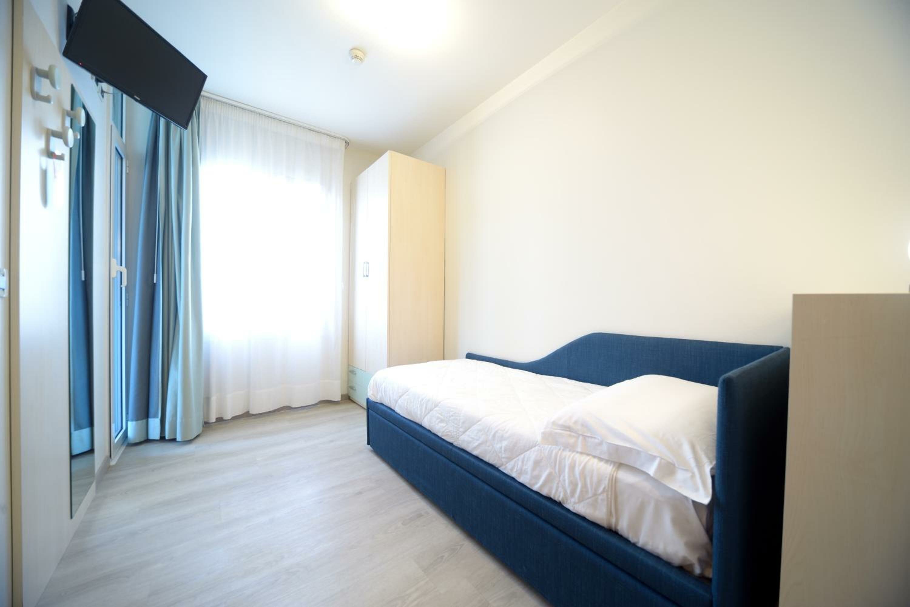 Single Room with Balcony