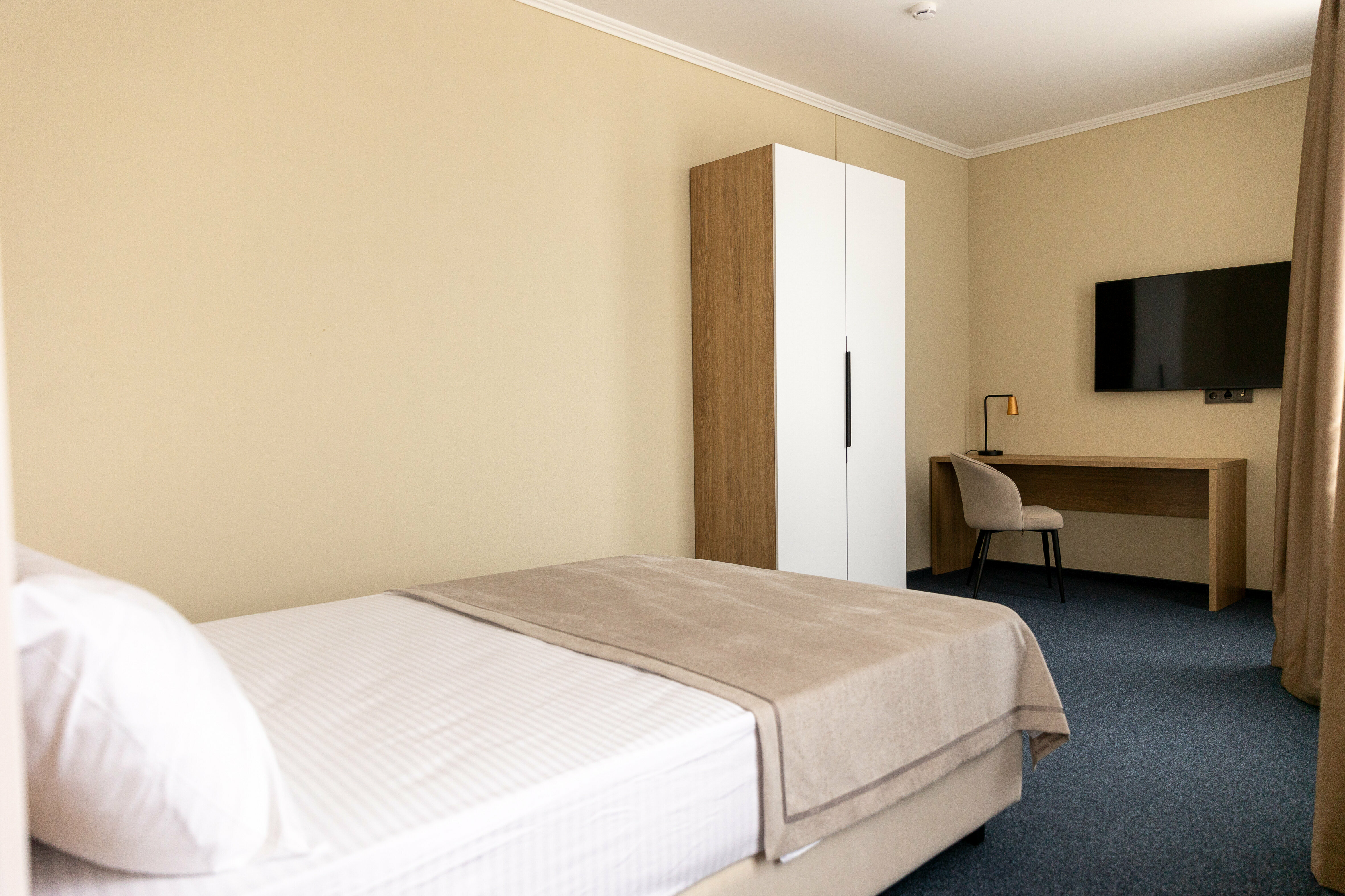 Стандарт делюкс одноместный с видом на Волгу