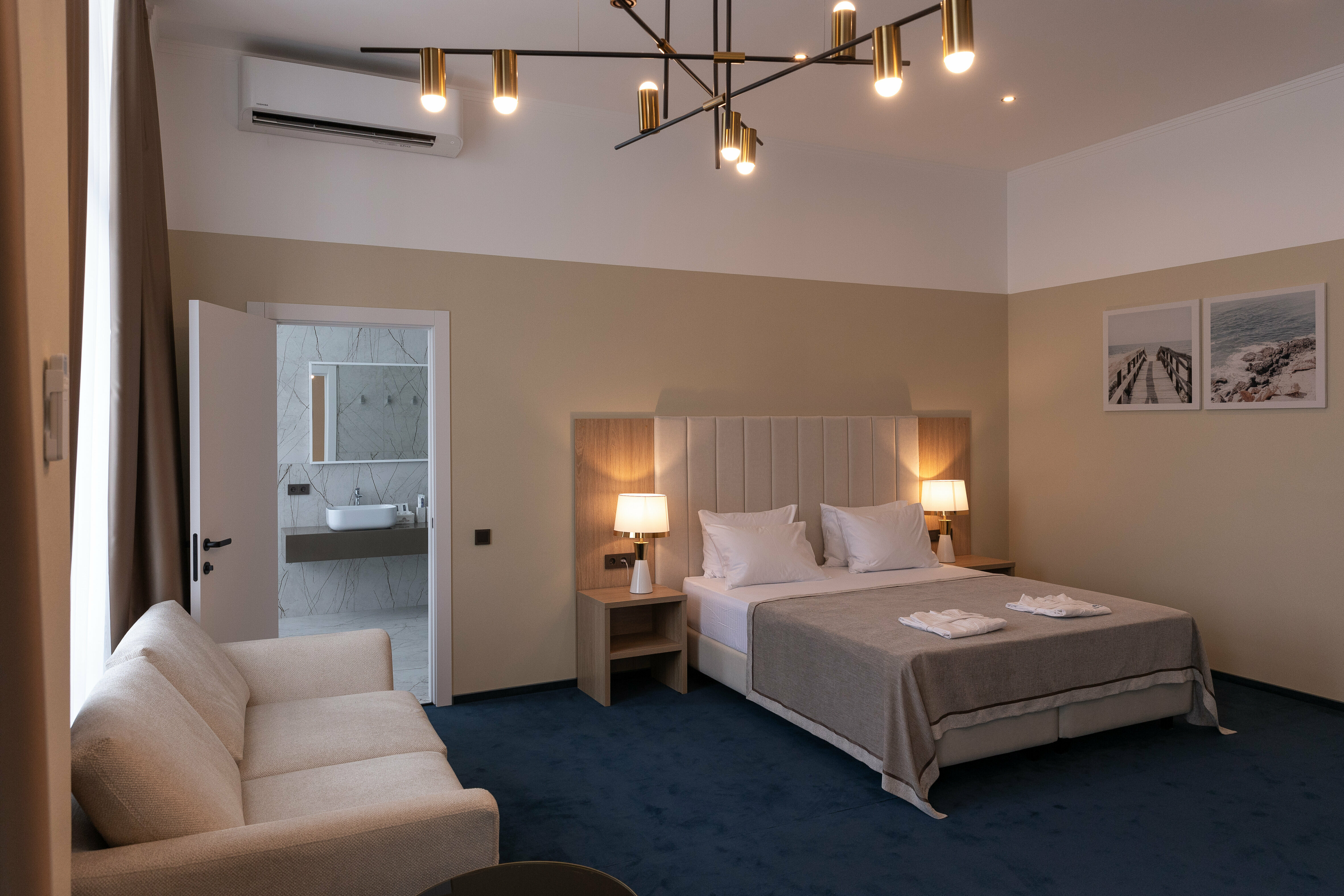 Джуниор сюит с видом на Волгу