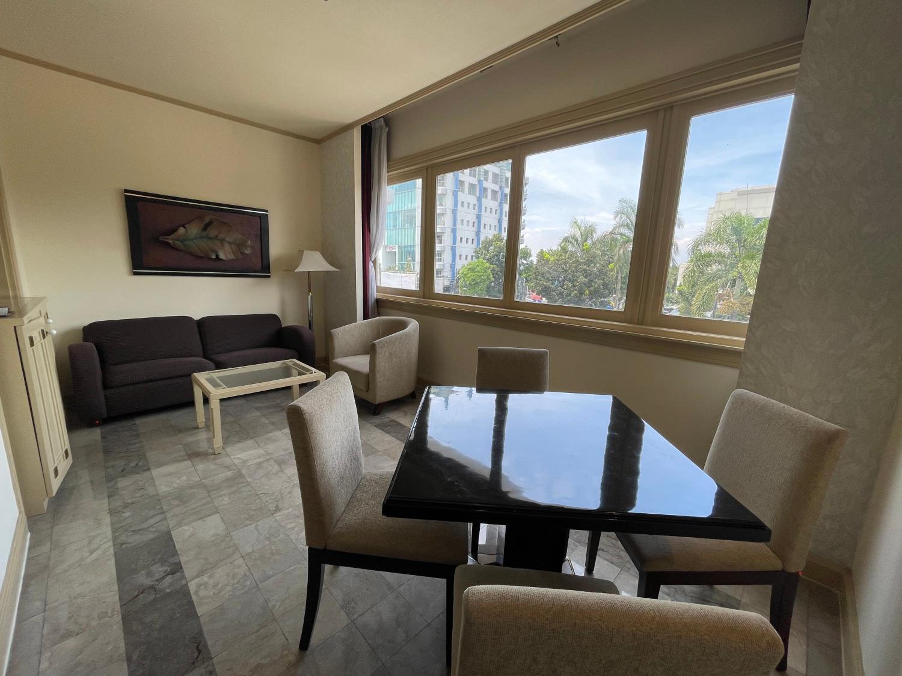 Executive King Room