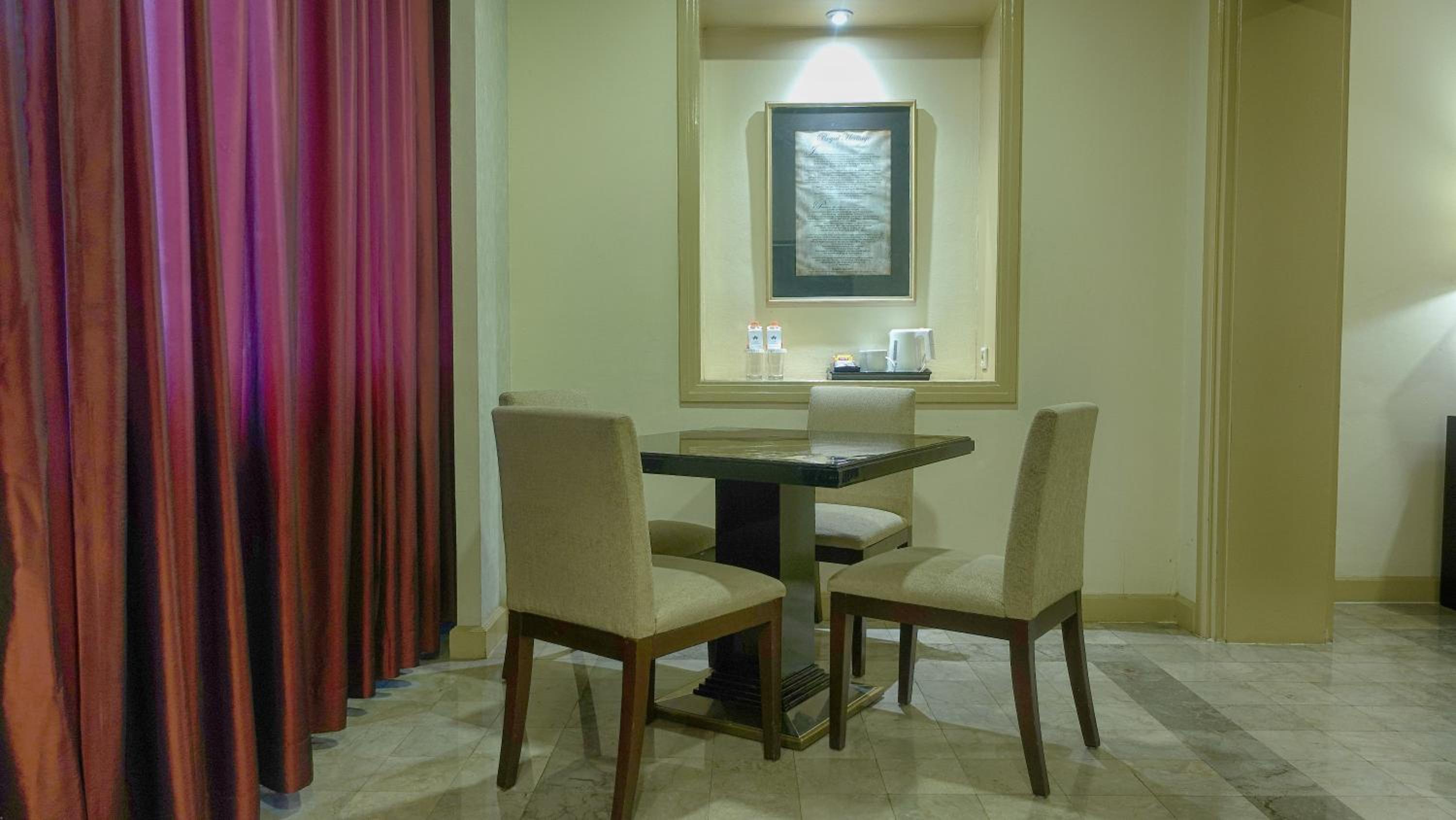 Executive King Room