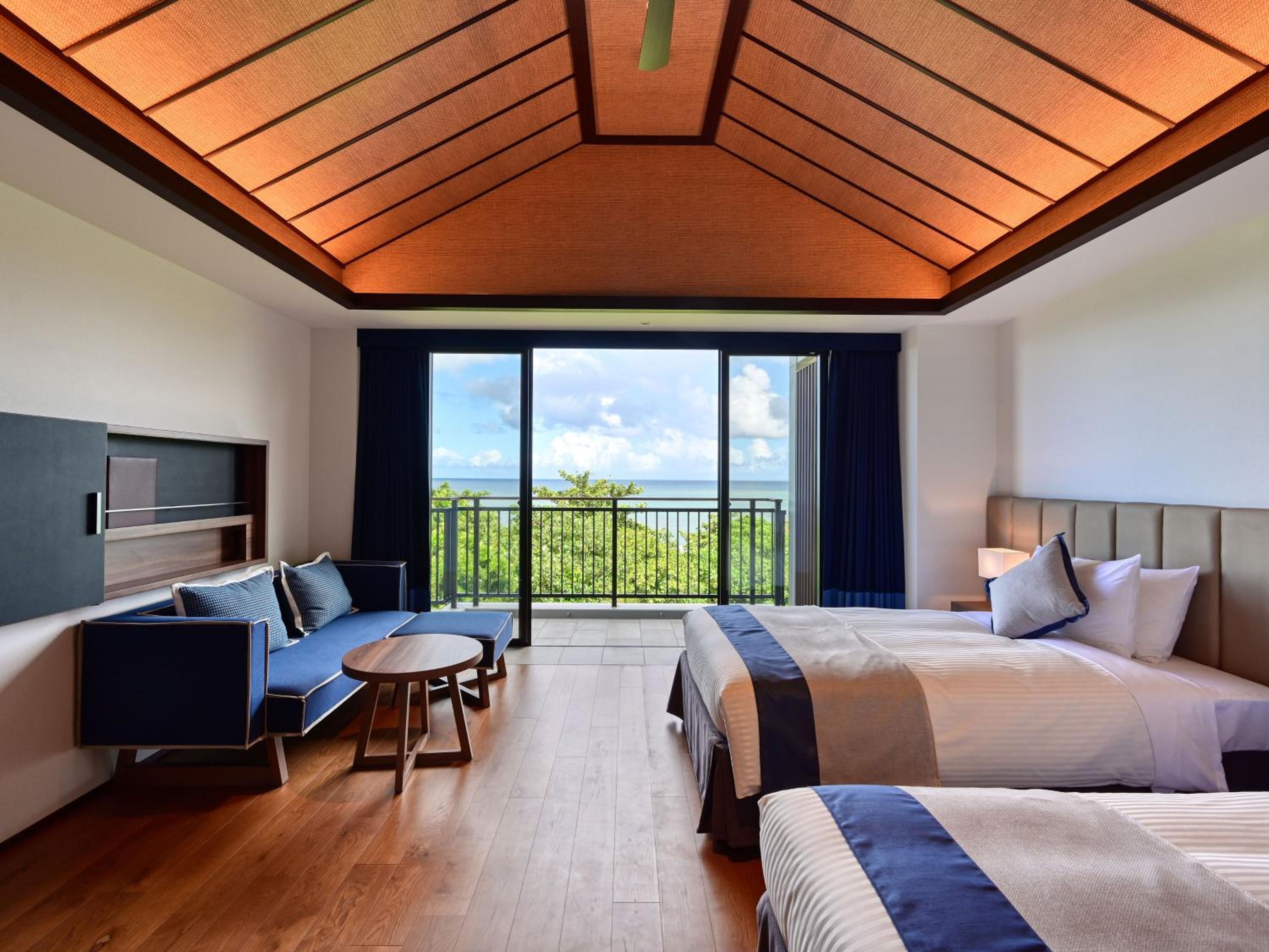 Superior Twin Room with Sea View