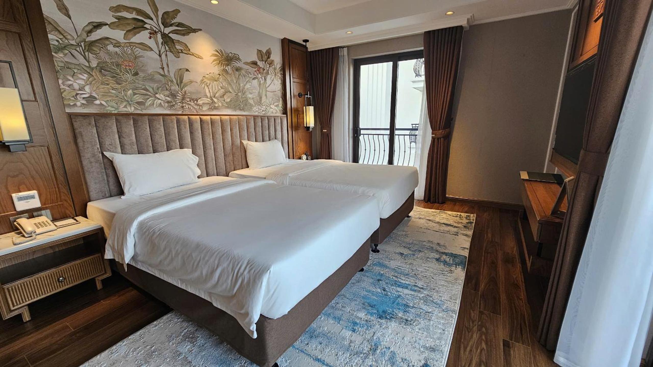 Deluxe Twin Room