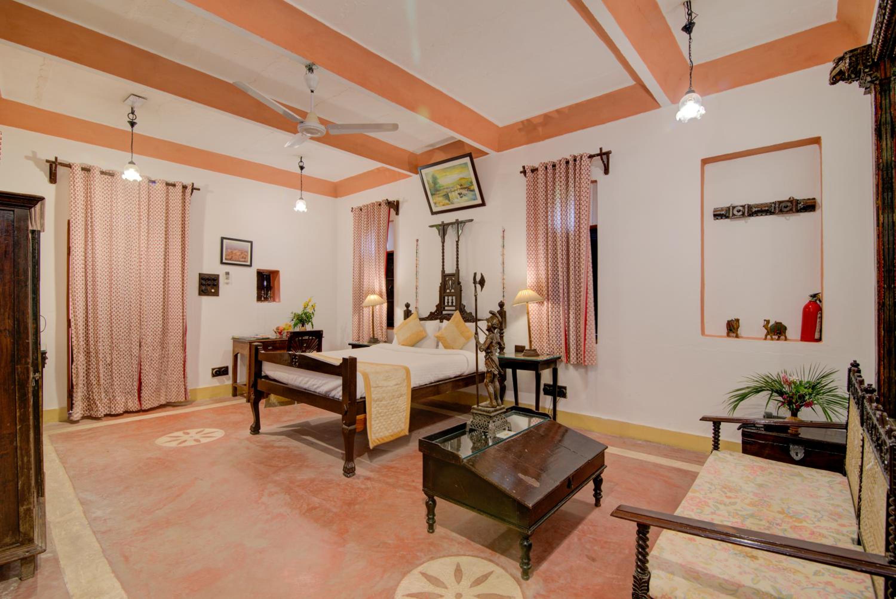 Suite Room With Bathtub (Enjoy Hi-Tea with Cookie)