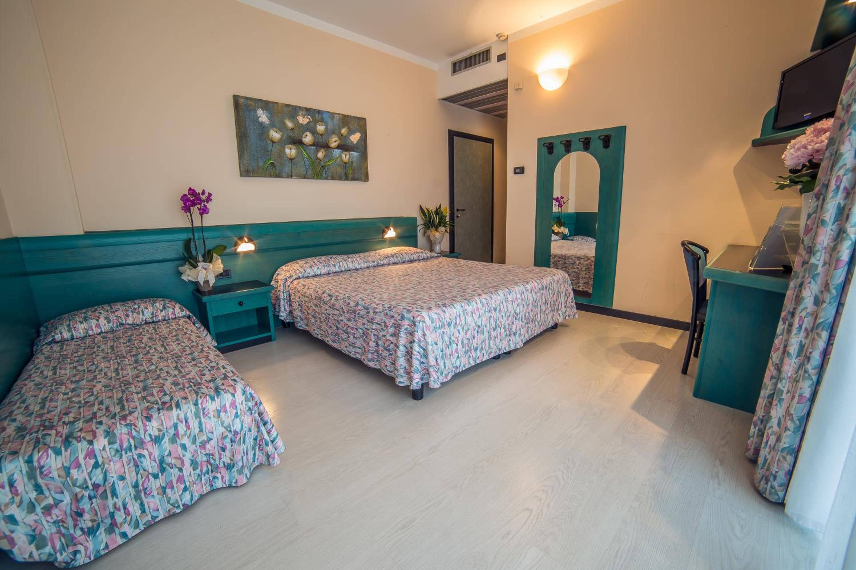 Triple Room with Balcony