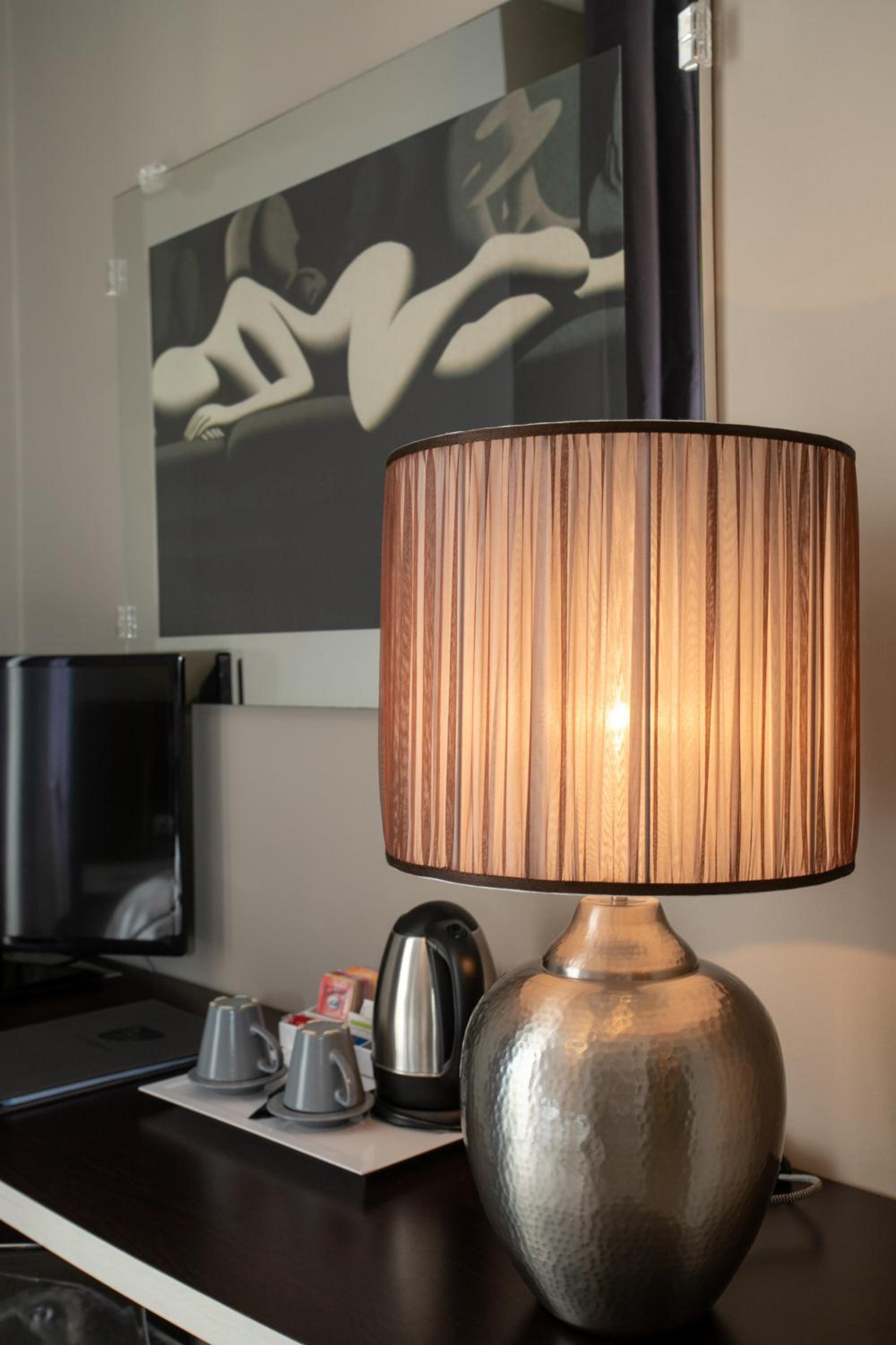 Standard Double or Twin Room with Square View