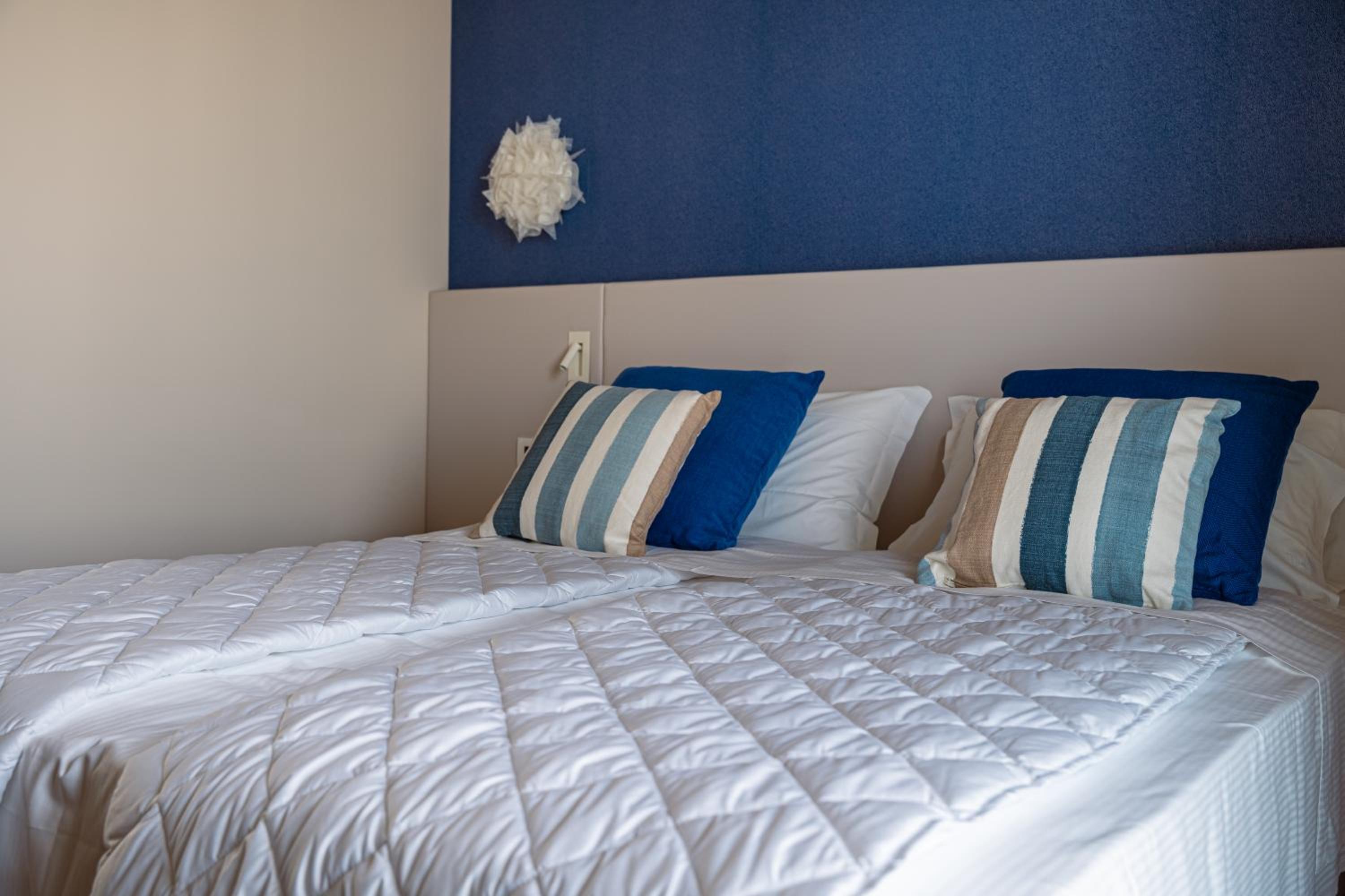 Double or Twin Room with Side Sea View