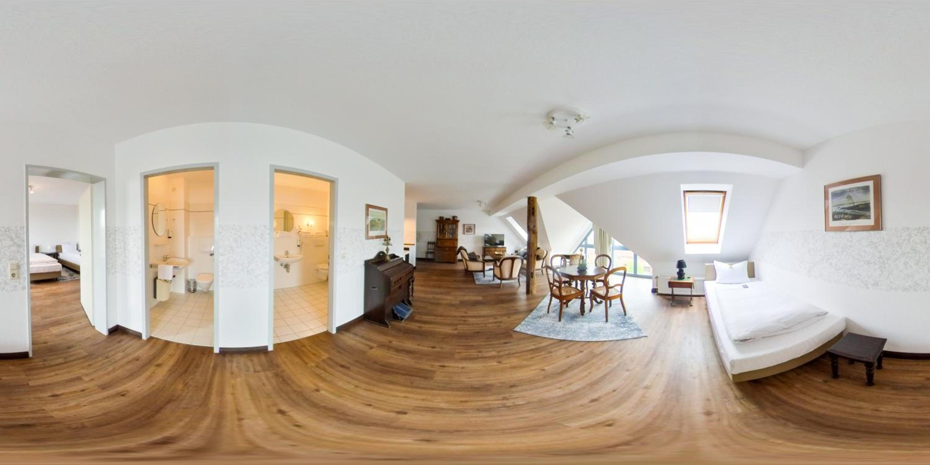 Apartment with Balcony