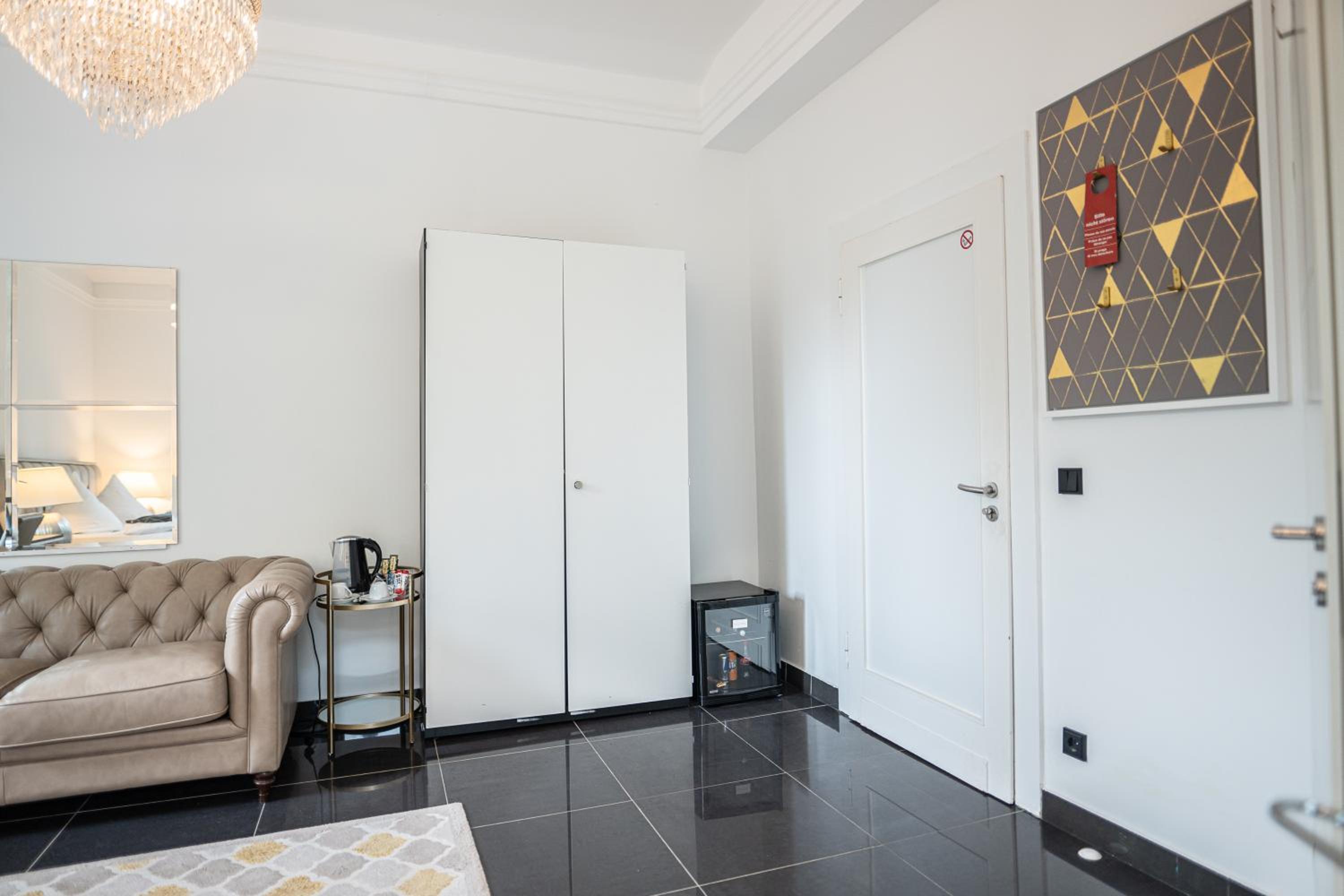 Deluxe Suite with Spa Bath