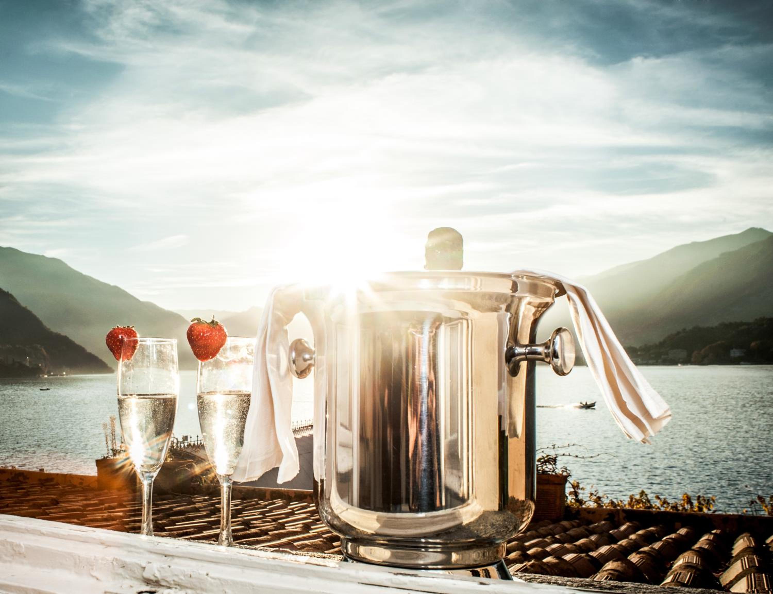 Classic Double or Twin Room  with Lake View