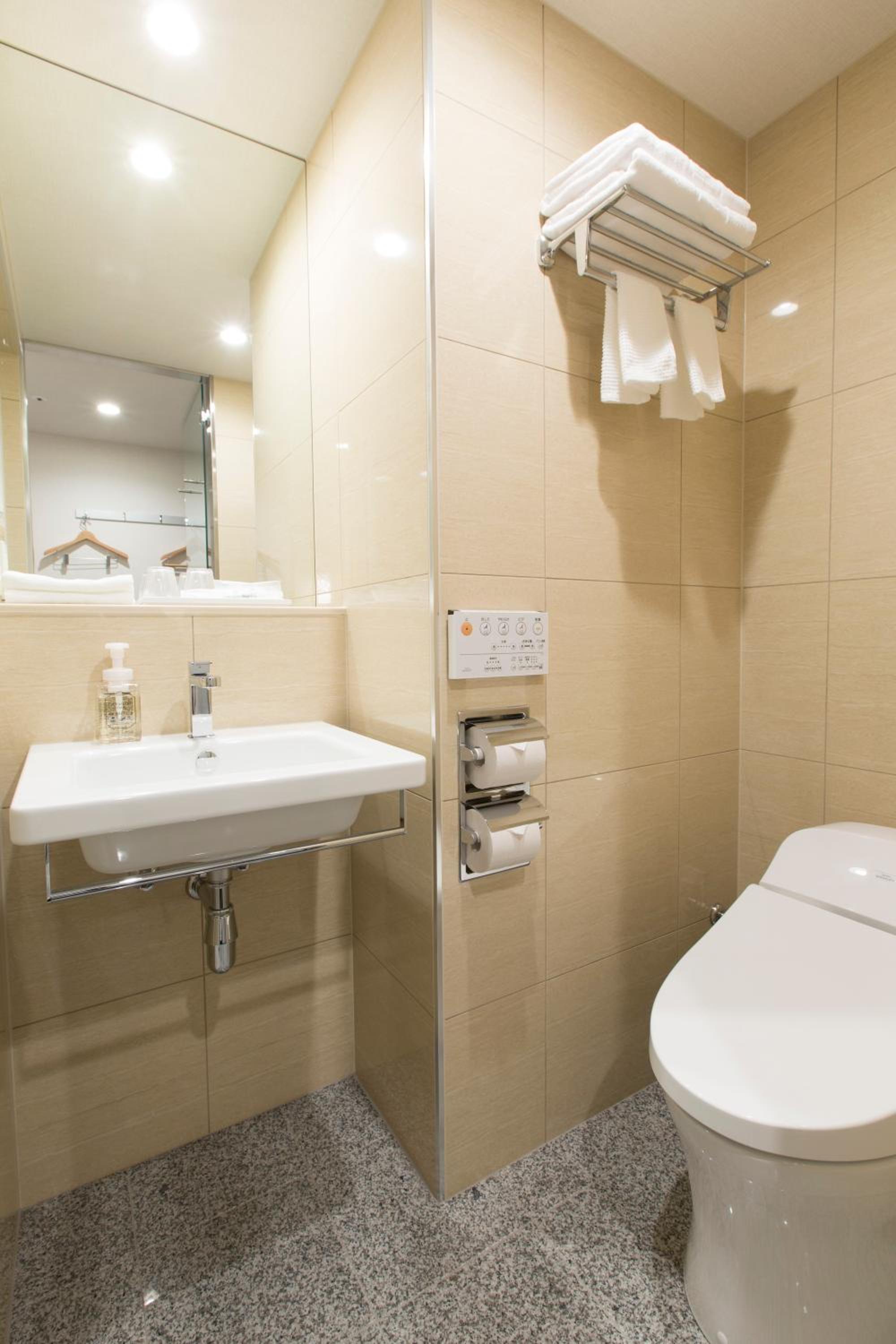 Double Room - Non-Smoking 