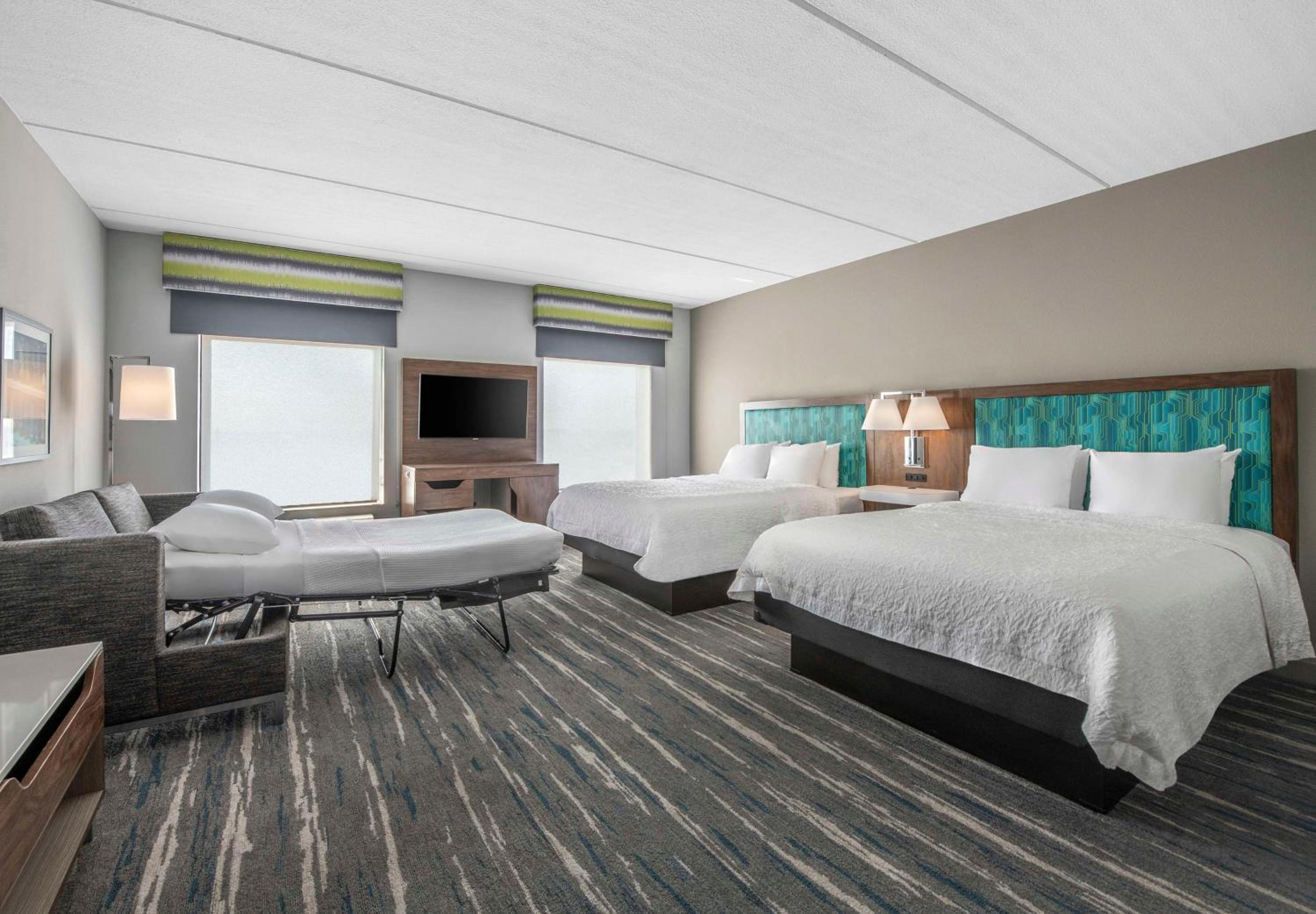 Queen Studio Suite with Two Queen Beds - Non-Smoking