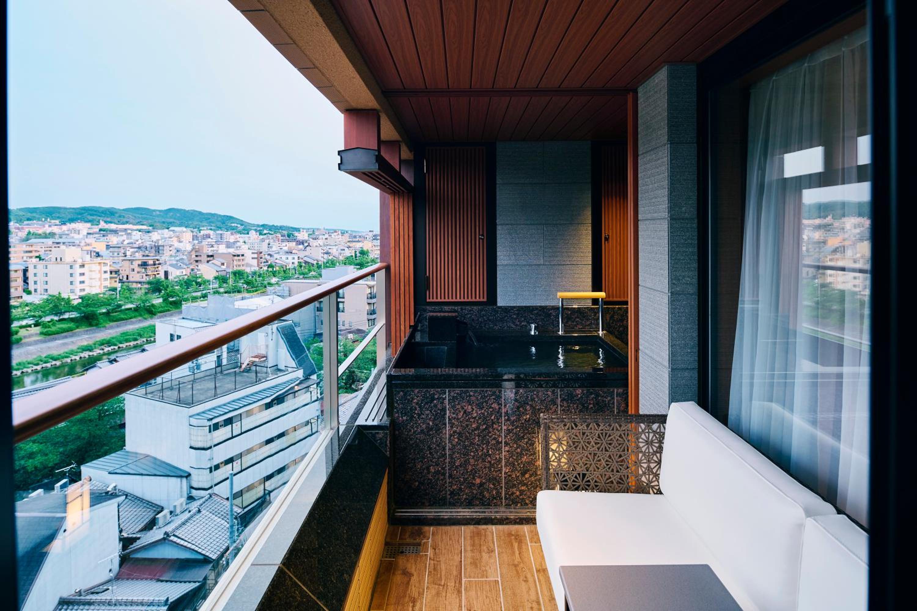 Premium Double - Top Floor