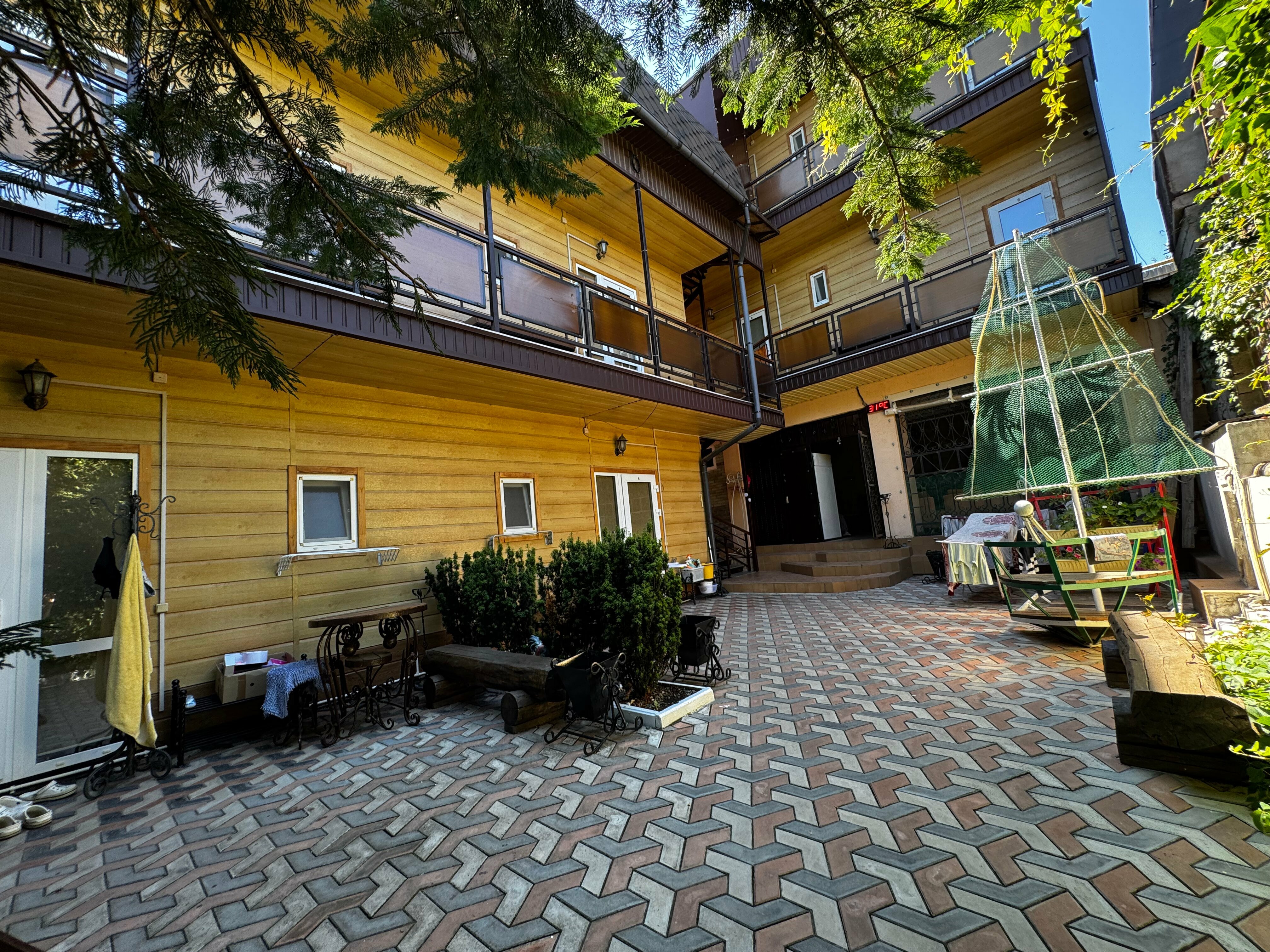 Стандартный трехместный номер