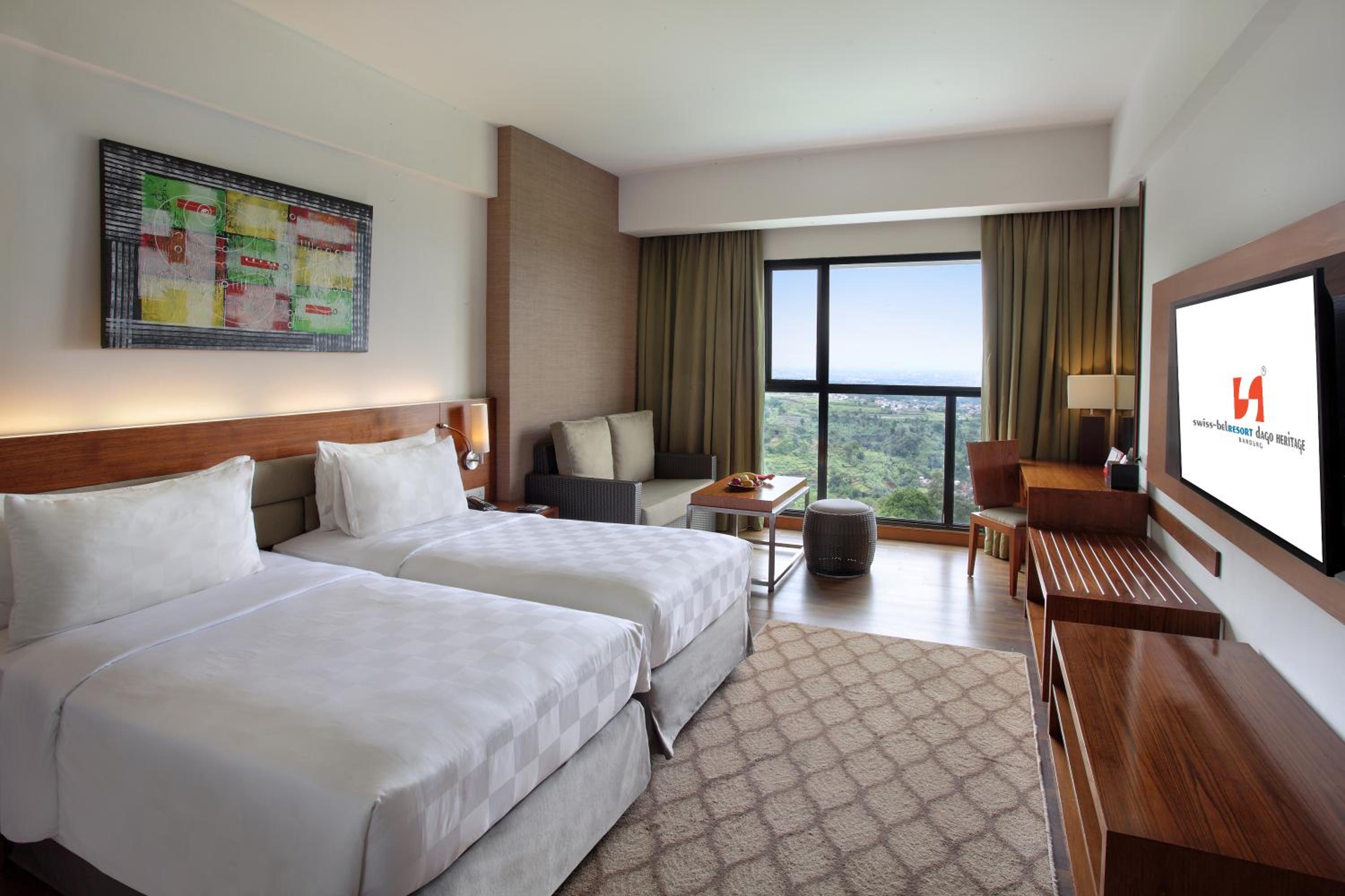 Grand Deluxe Twin Room