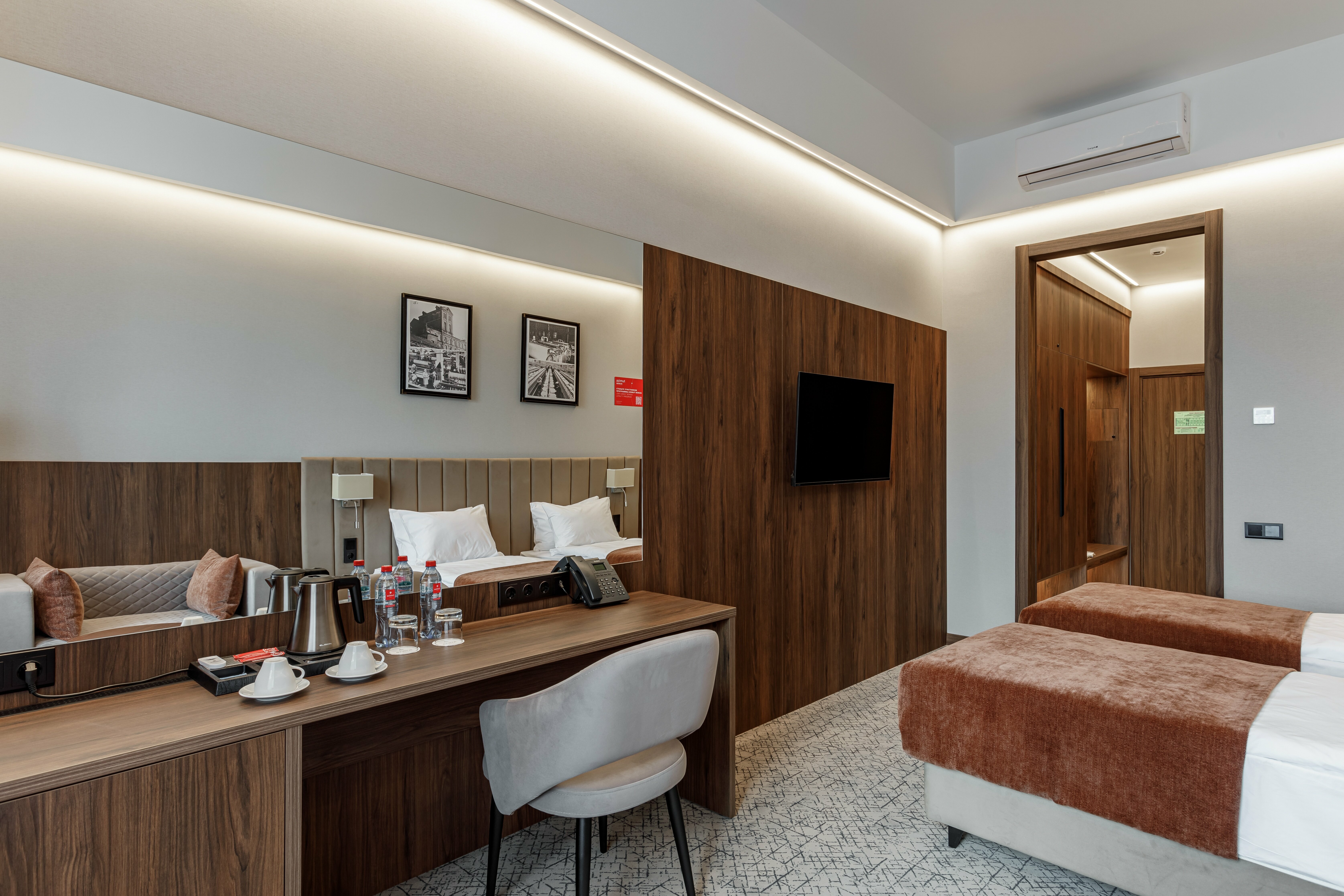 Улучшенный двухместный номер с 2 отдельными кроватями