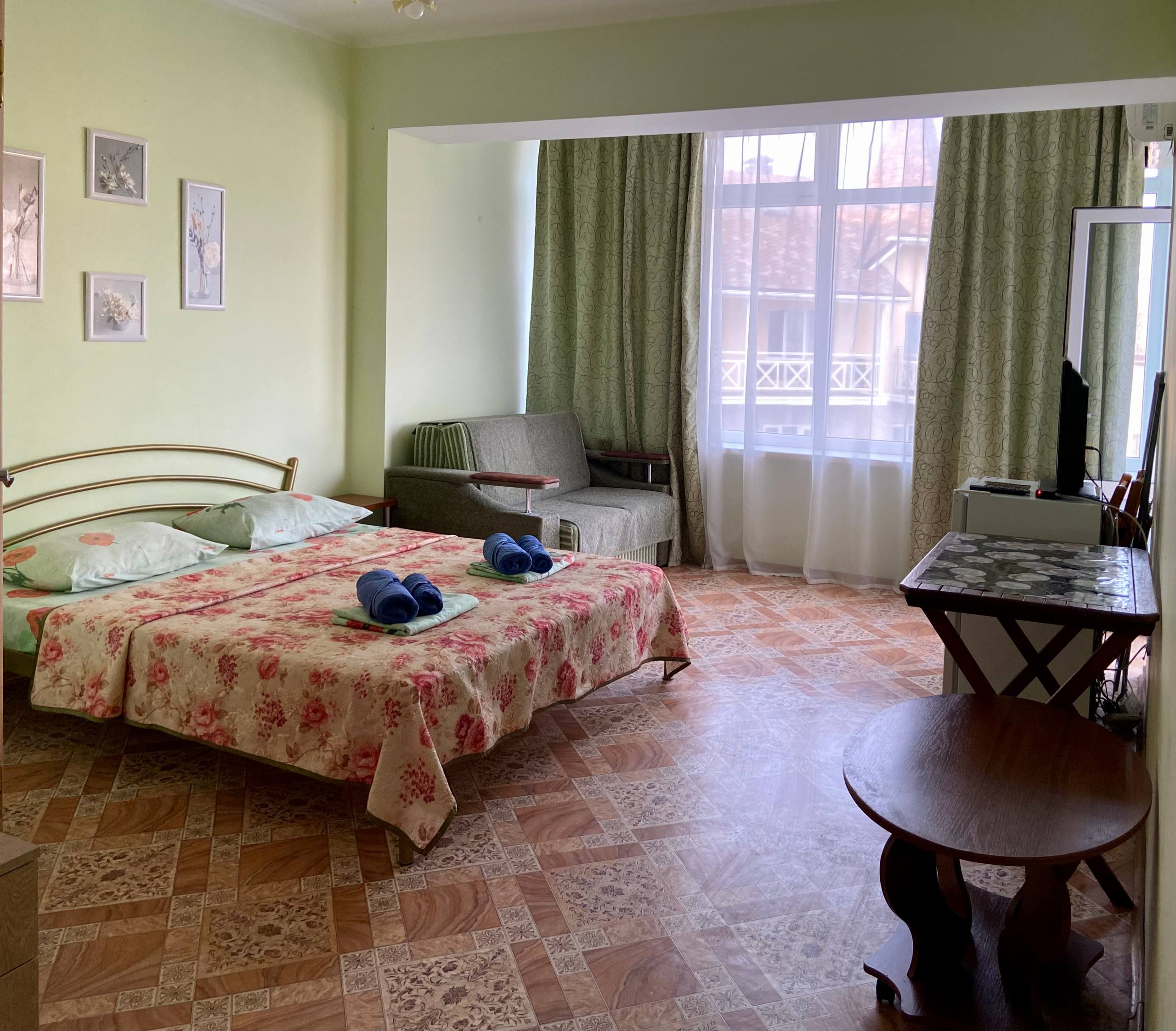 Стандартный трехместный номер