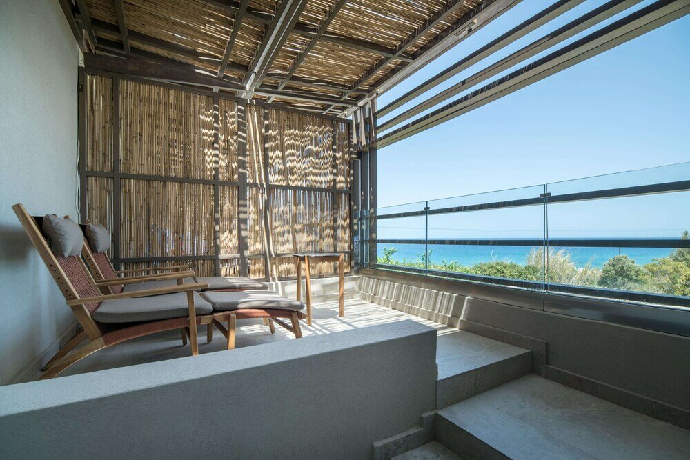 Serenity Suite Sea View