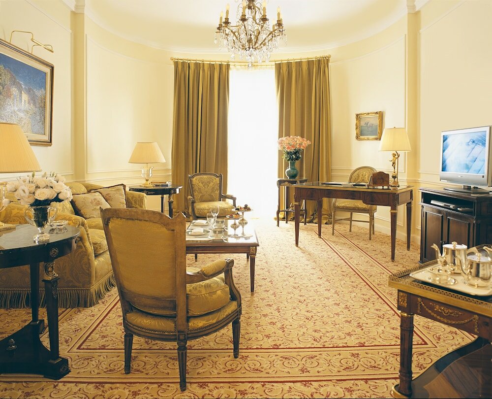 Suite (Governor)