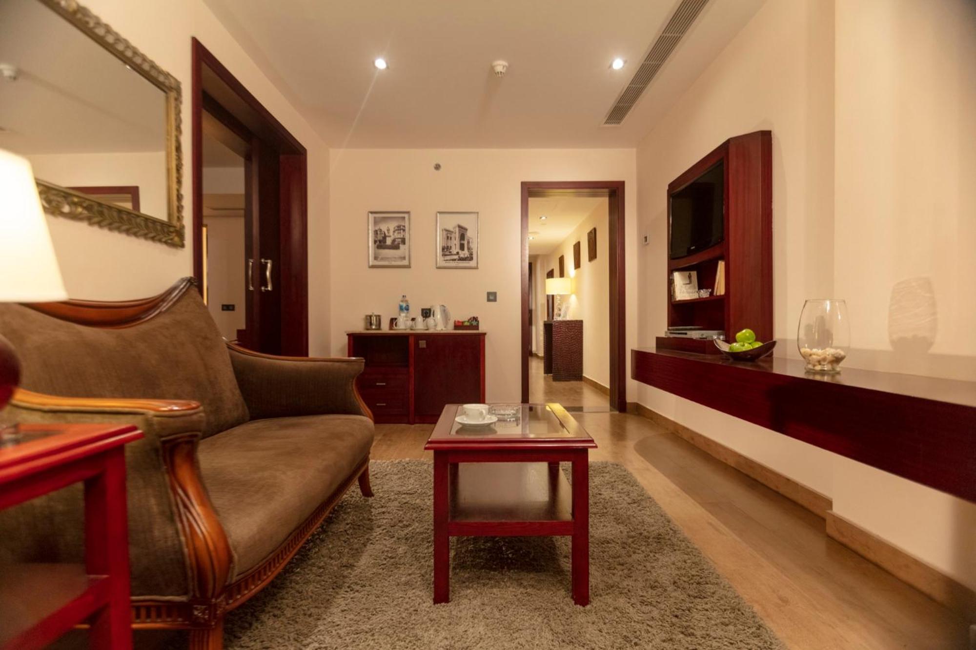 Royal Savoy Suite (Adults Only)