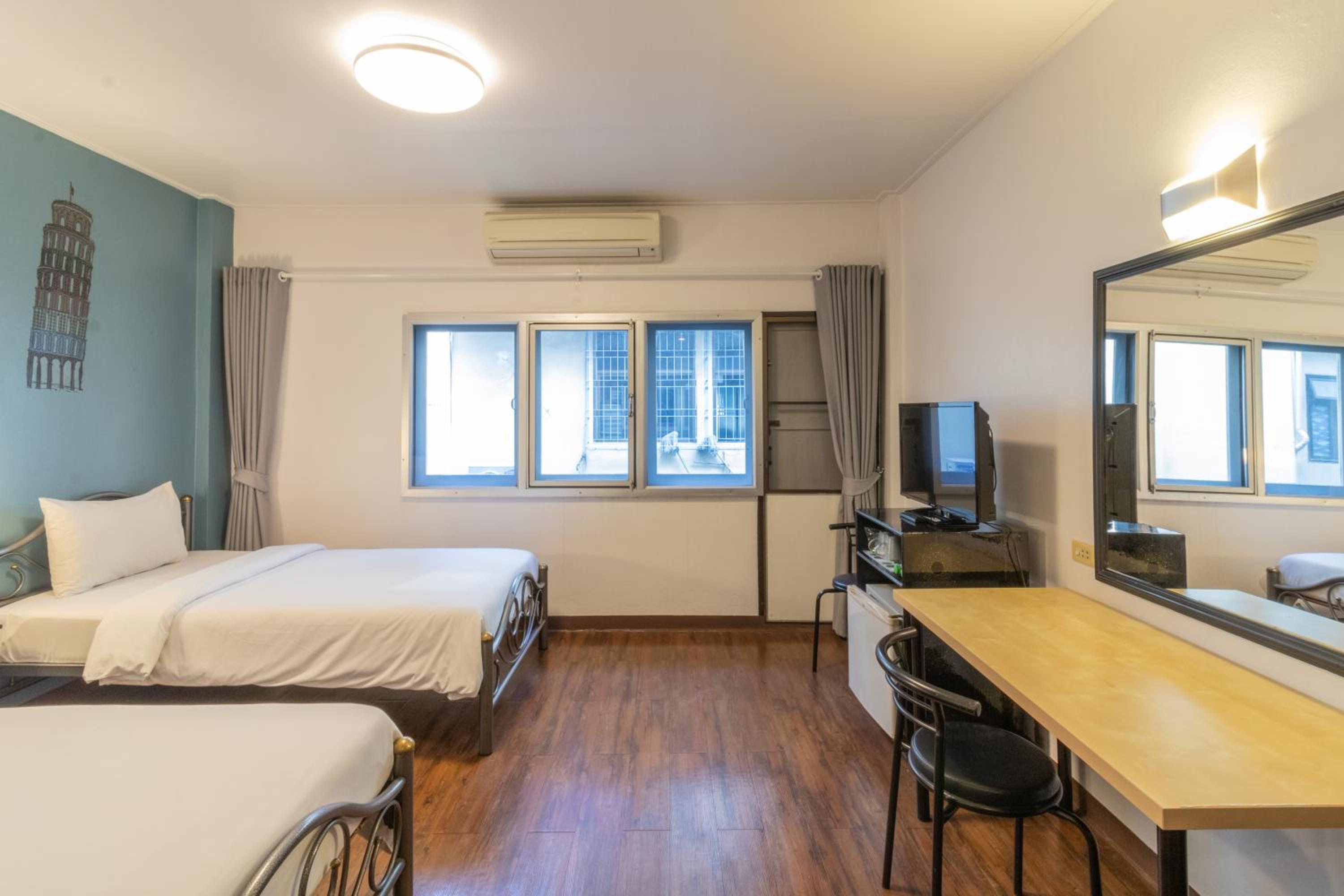 Art Superior Twin Room