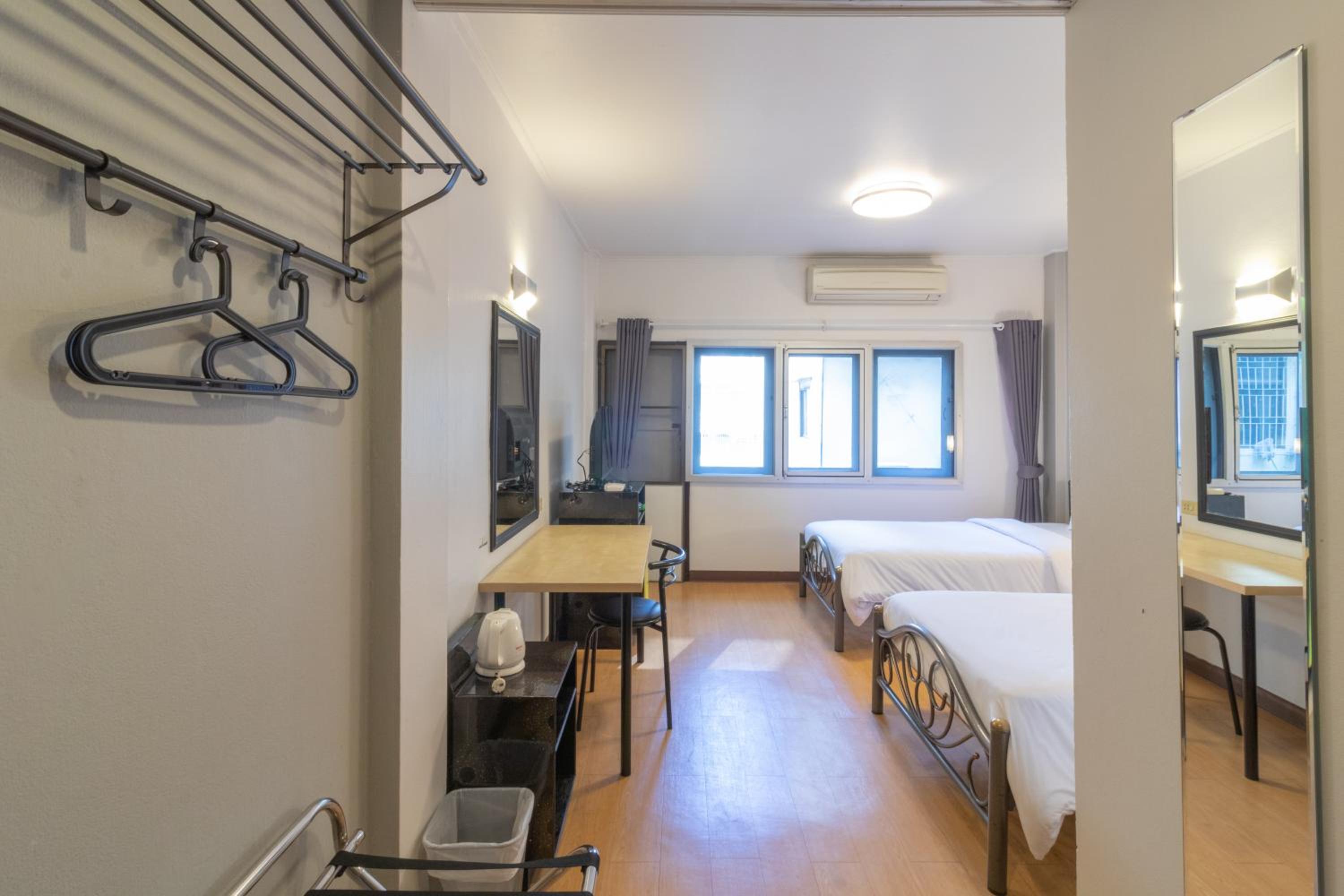 Art Superior Twin Room