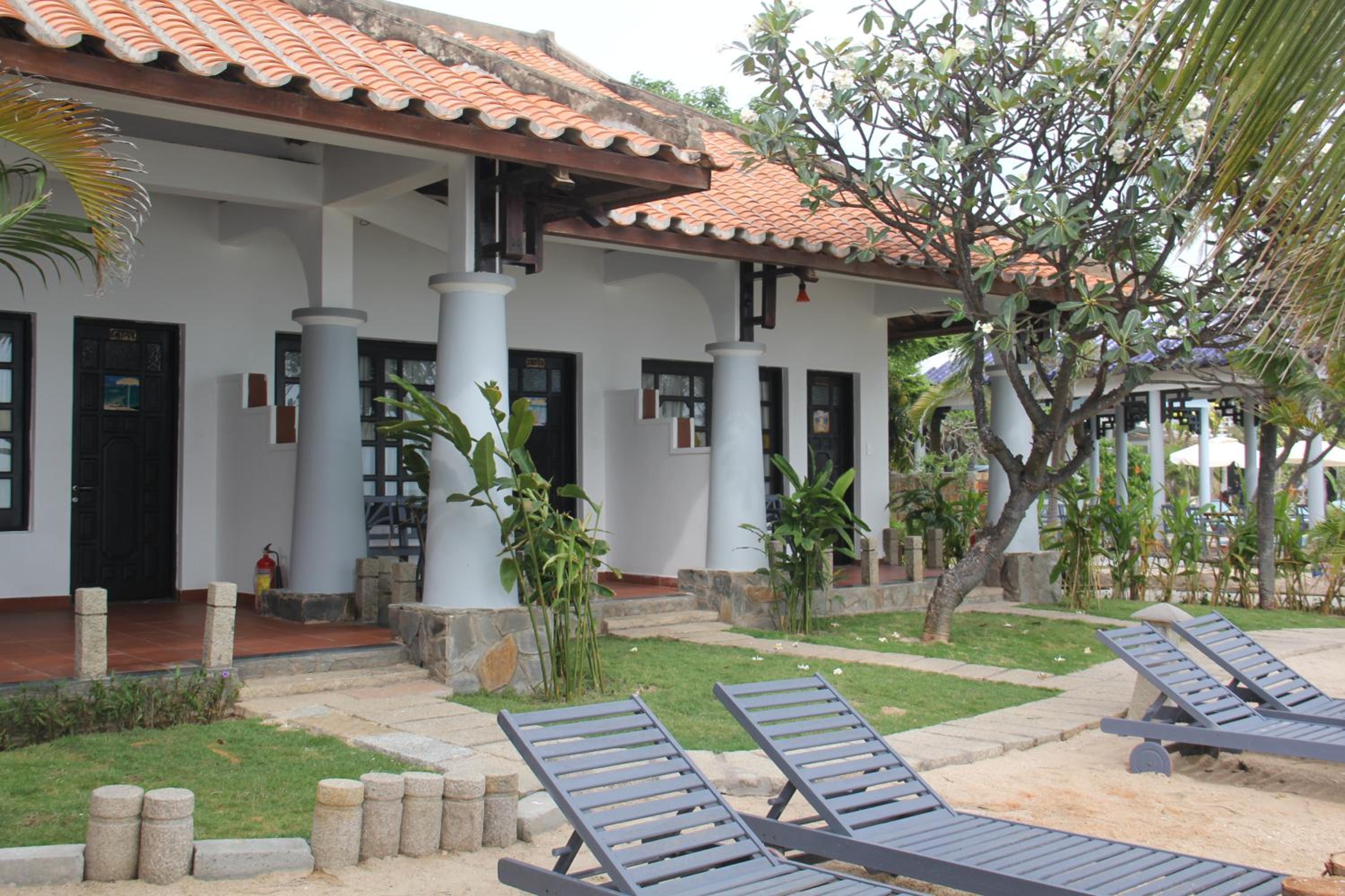 Bungalow - Beach Front