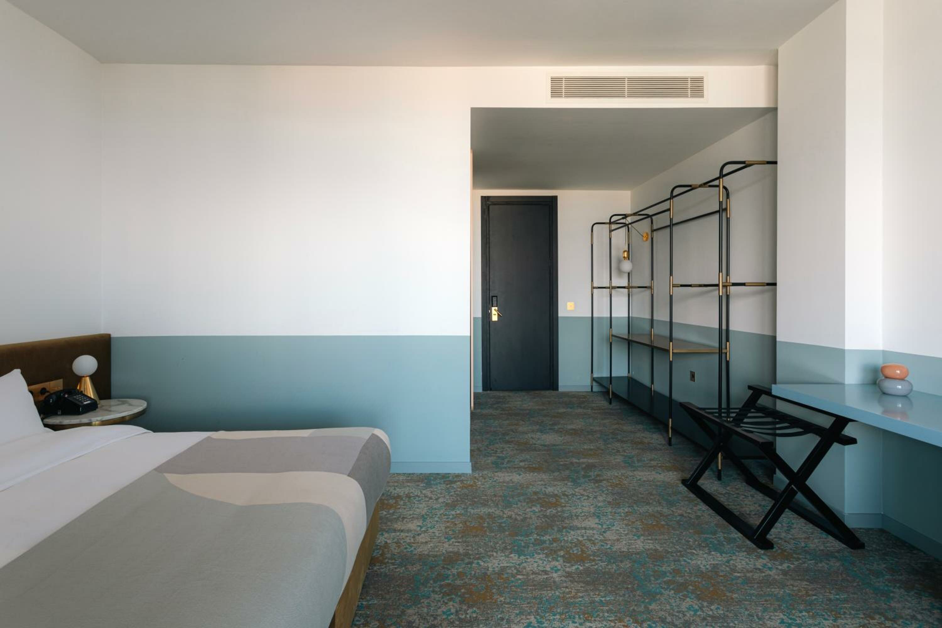 Deluxe Double Room with City View