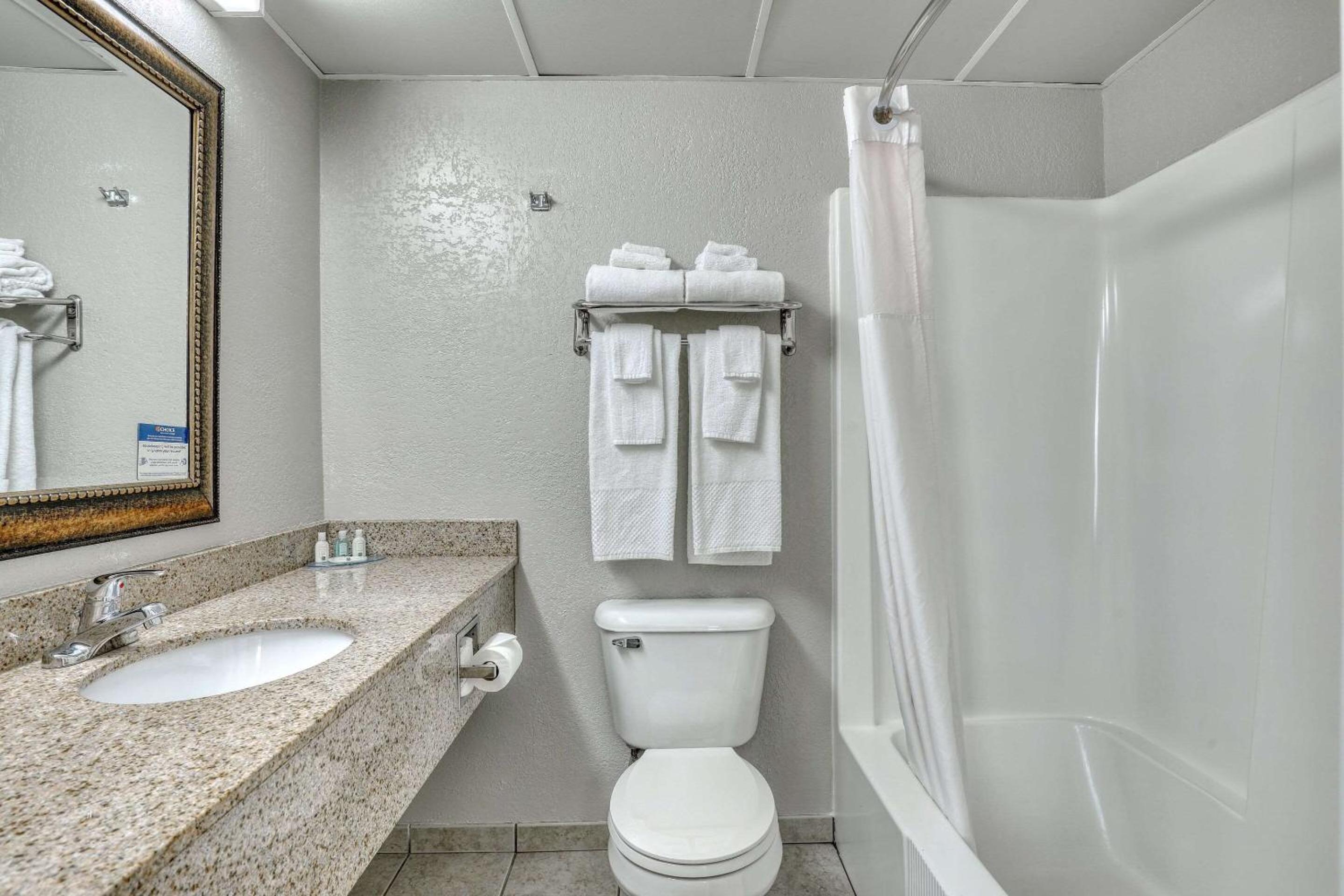 Standard Queen Room with Two Queen Beds - Non-Smoking