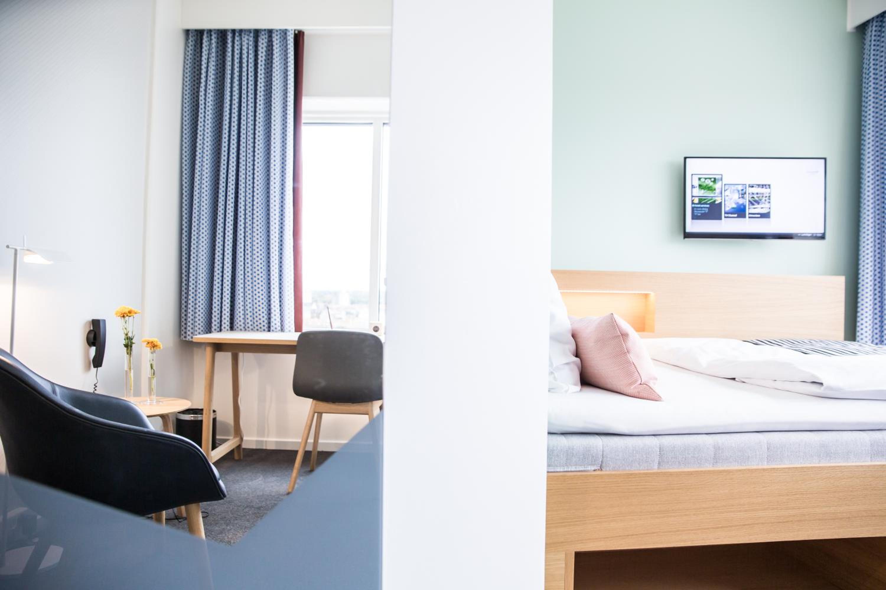 Single Room - Non-Smoking