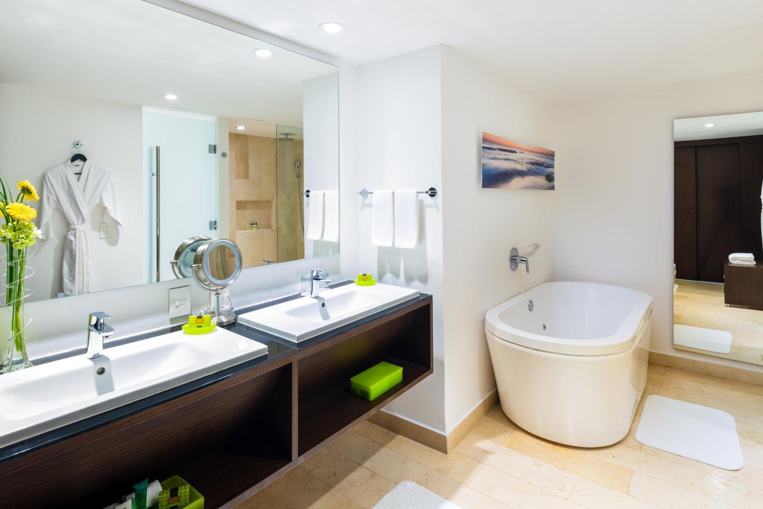 King Suite with Terrace and Ocean View