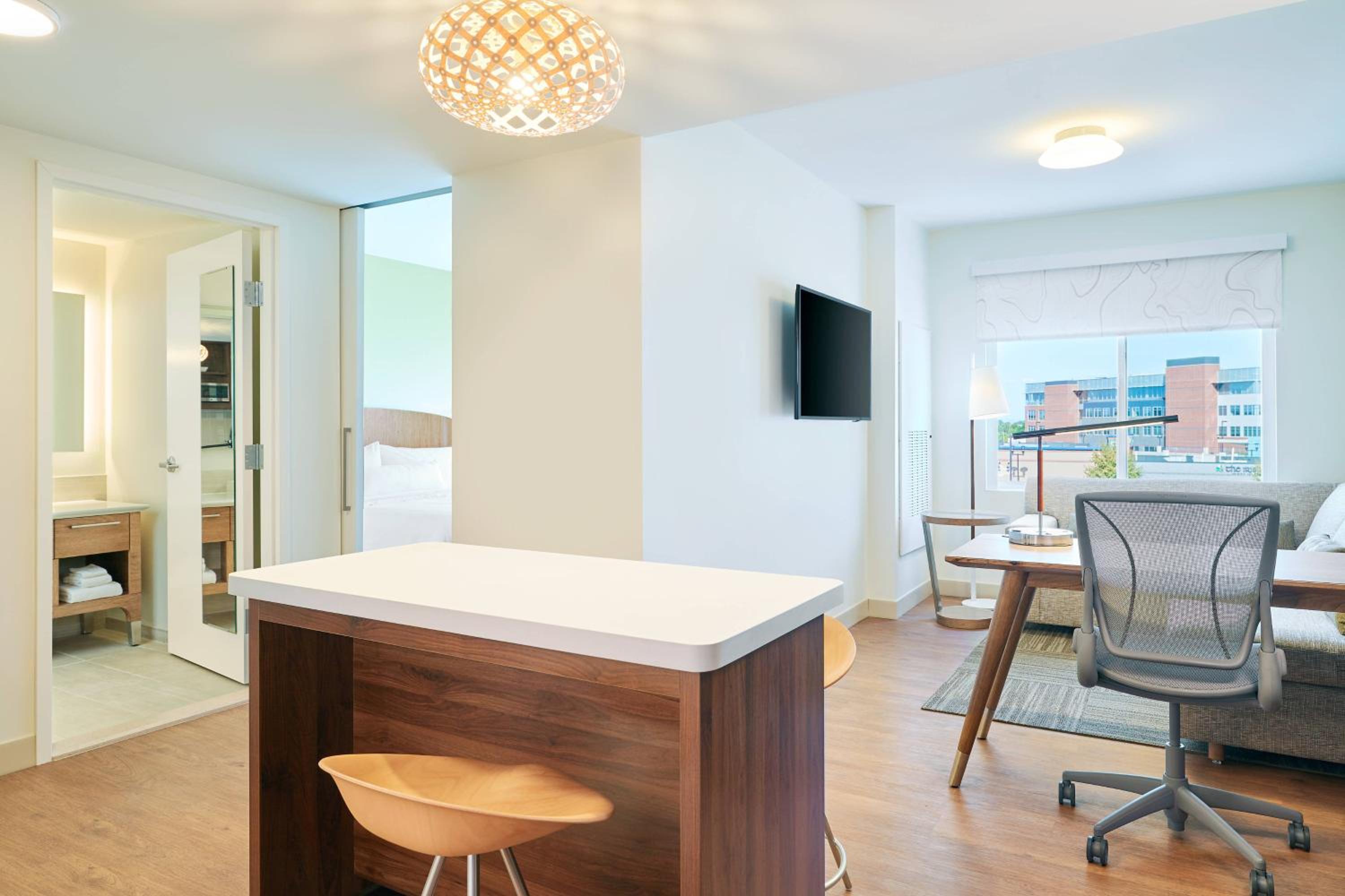 One Bedroom Suite, 1 Bedroom Suite, 1 King, Sofa bed