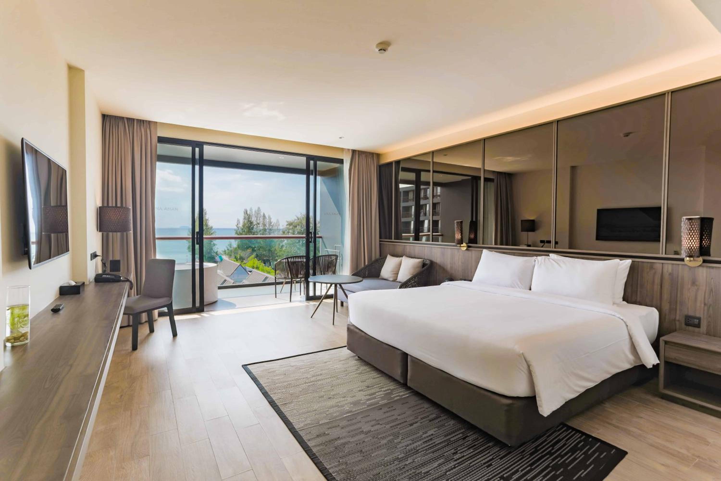 Oceanview Skybath King Room