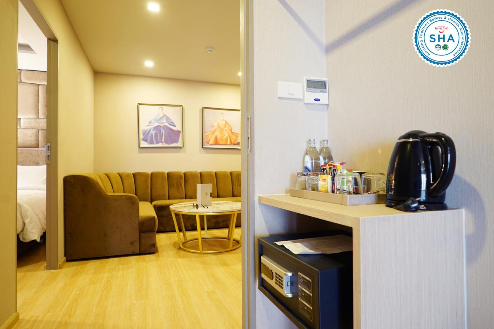 Family Room with Bath