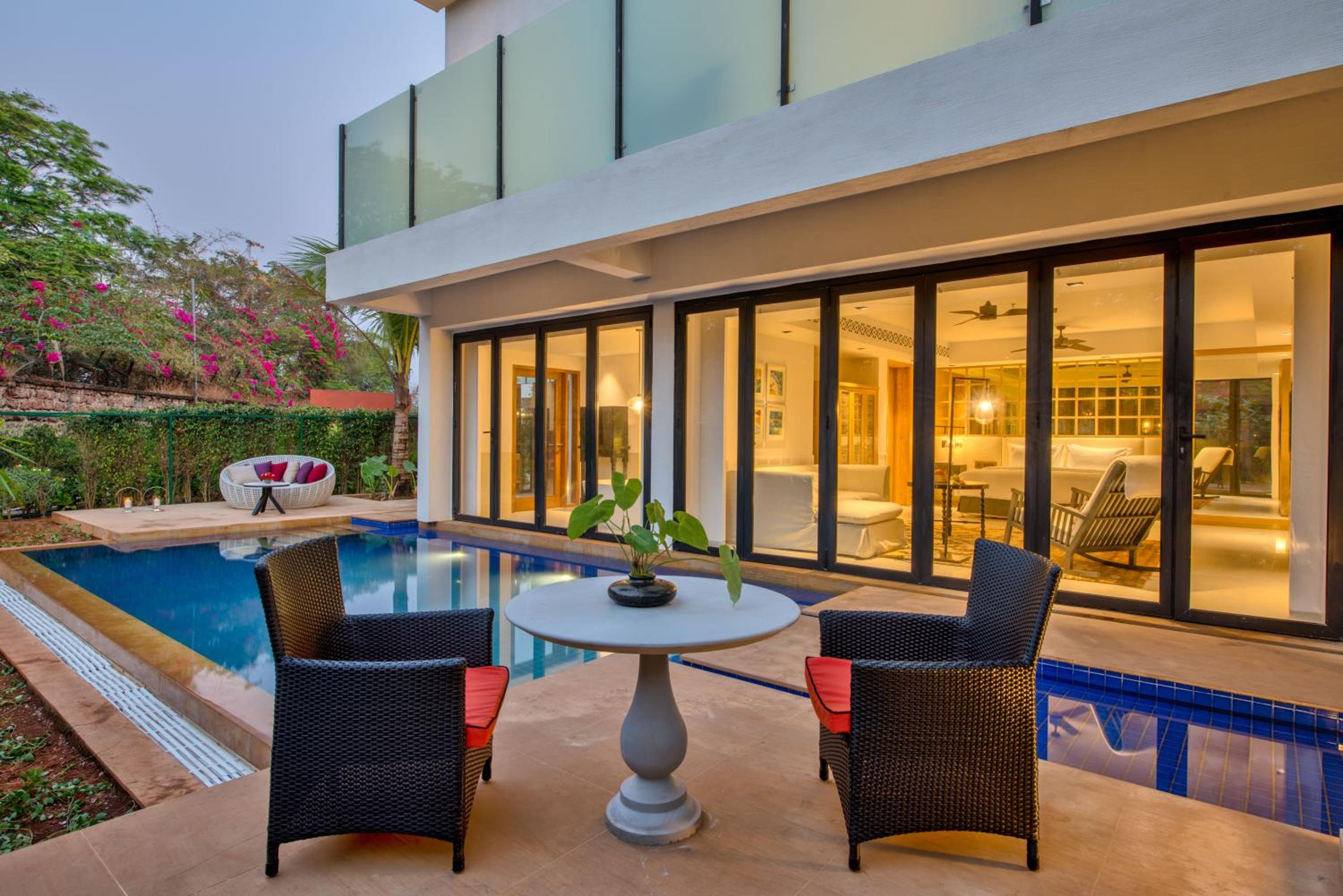 Premium Pool Villa with Private Pool - 20% discount on Spa & Laundry, Butler Service and All day breakfast (7 am to 7 pm) at La Concha