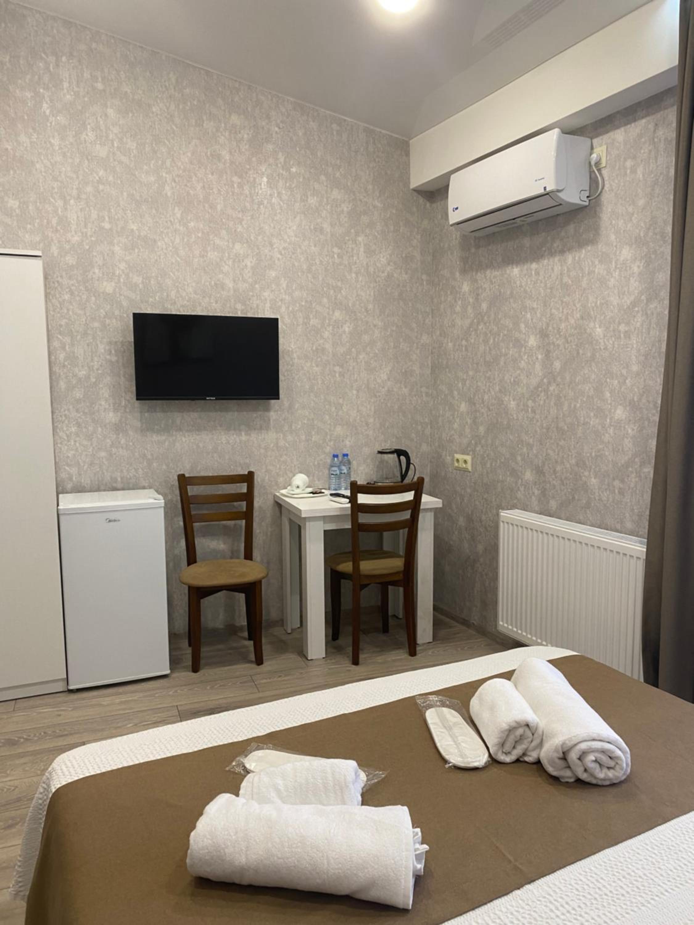 Double Room With Private Bathroom